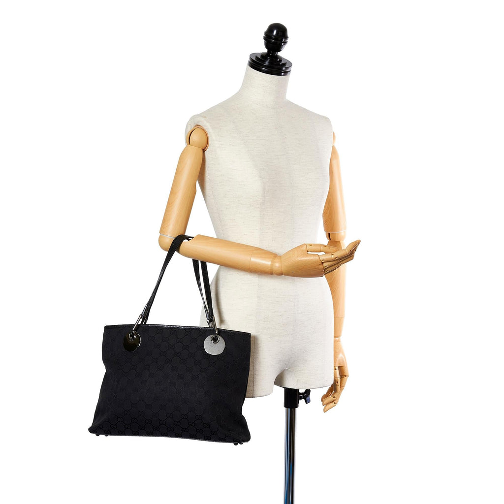 Gucci Gucci Canvas Eclipse Shoulder Bag (SHG-34023)