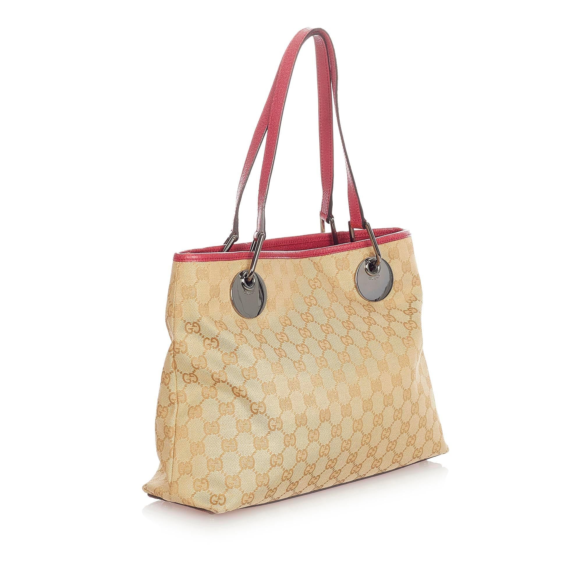 Gucci Gucci Canvas Eclipse Shoulder Bag (SHG-34031)