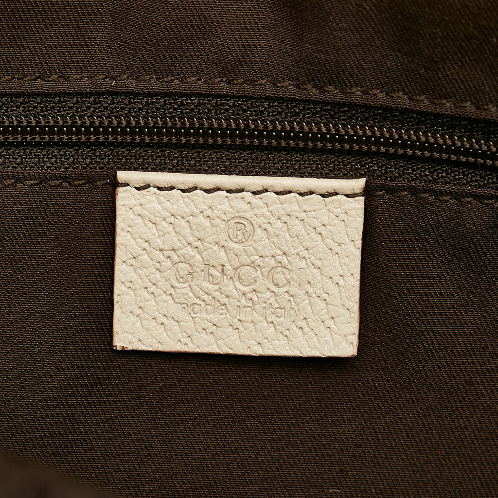 Gucci Gucci Canvas Eclipse Shoulder Bag (SHG-34061)