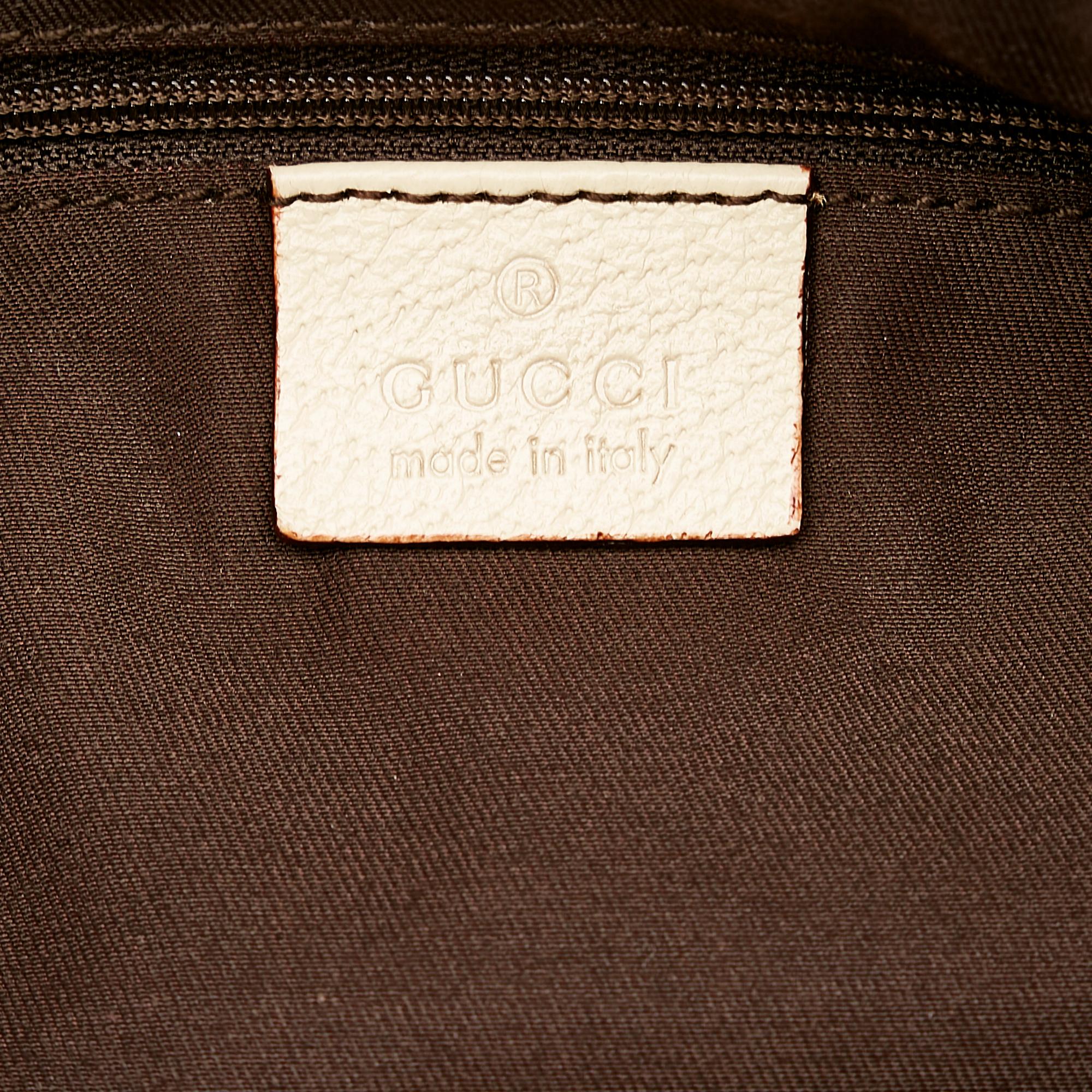 Gucci GG Canvas Eclipse Shoulder Bag (SHG-34640)