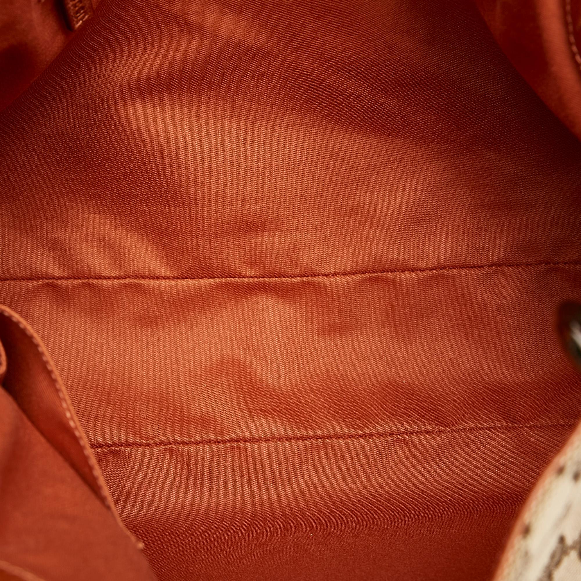 Gucci GG Canvas Eclipse Shoulder Bag (SHG-34757)