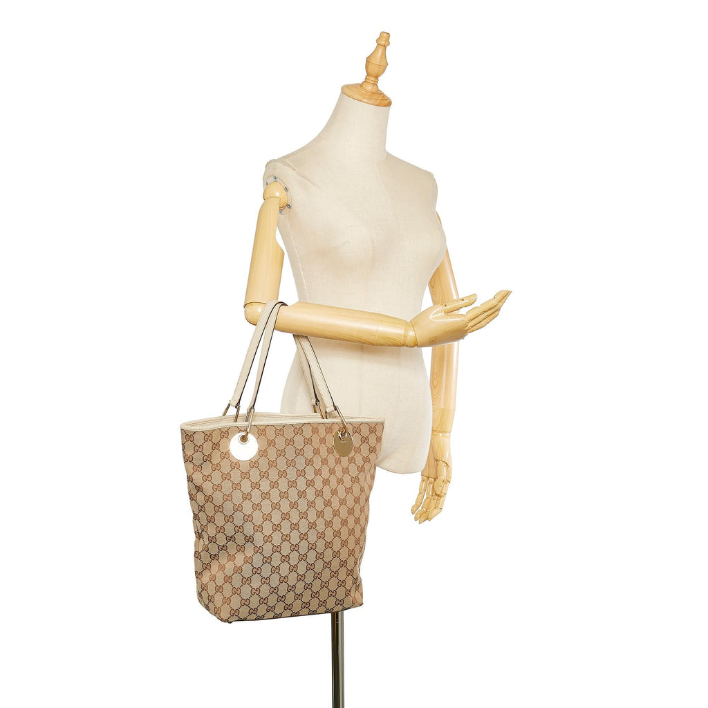 Gucci Gucci Canvas Eclipse Tote Bag (SHG-24982)