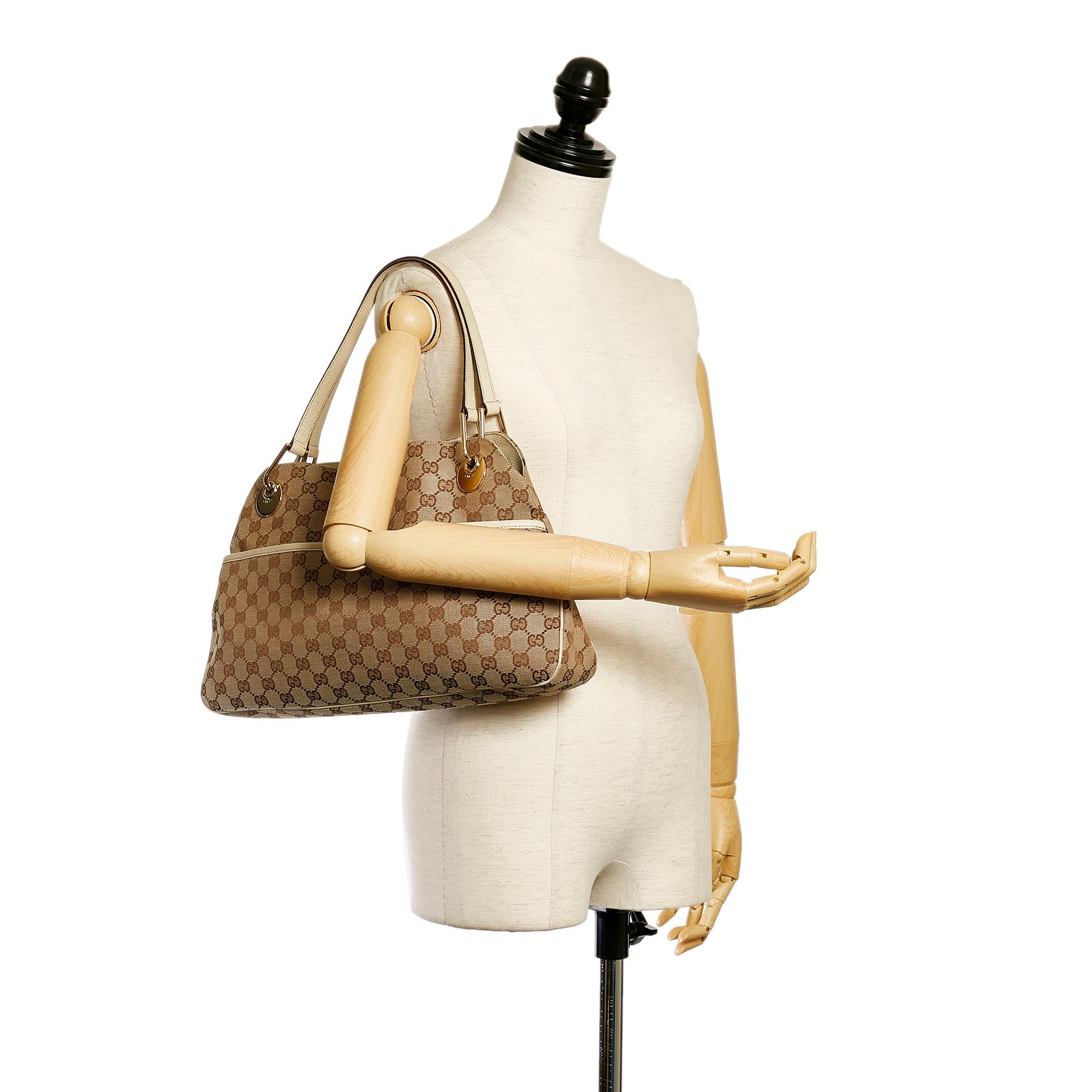 Gucci GG Canvas Eclipse Tote Bag (SHG-34679)