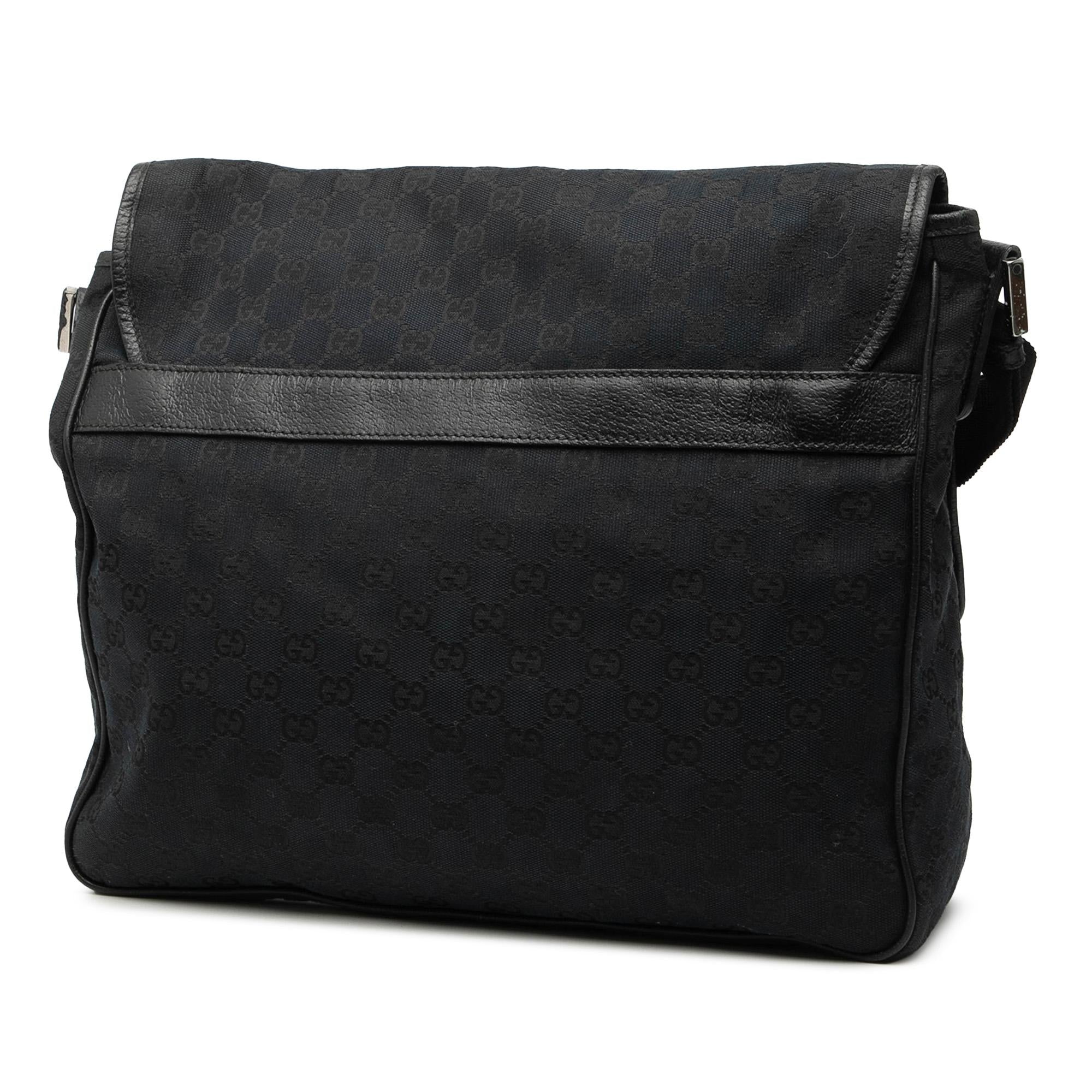 Gucci GG Canvas Flap MessLBger Bag