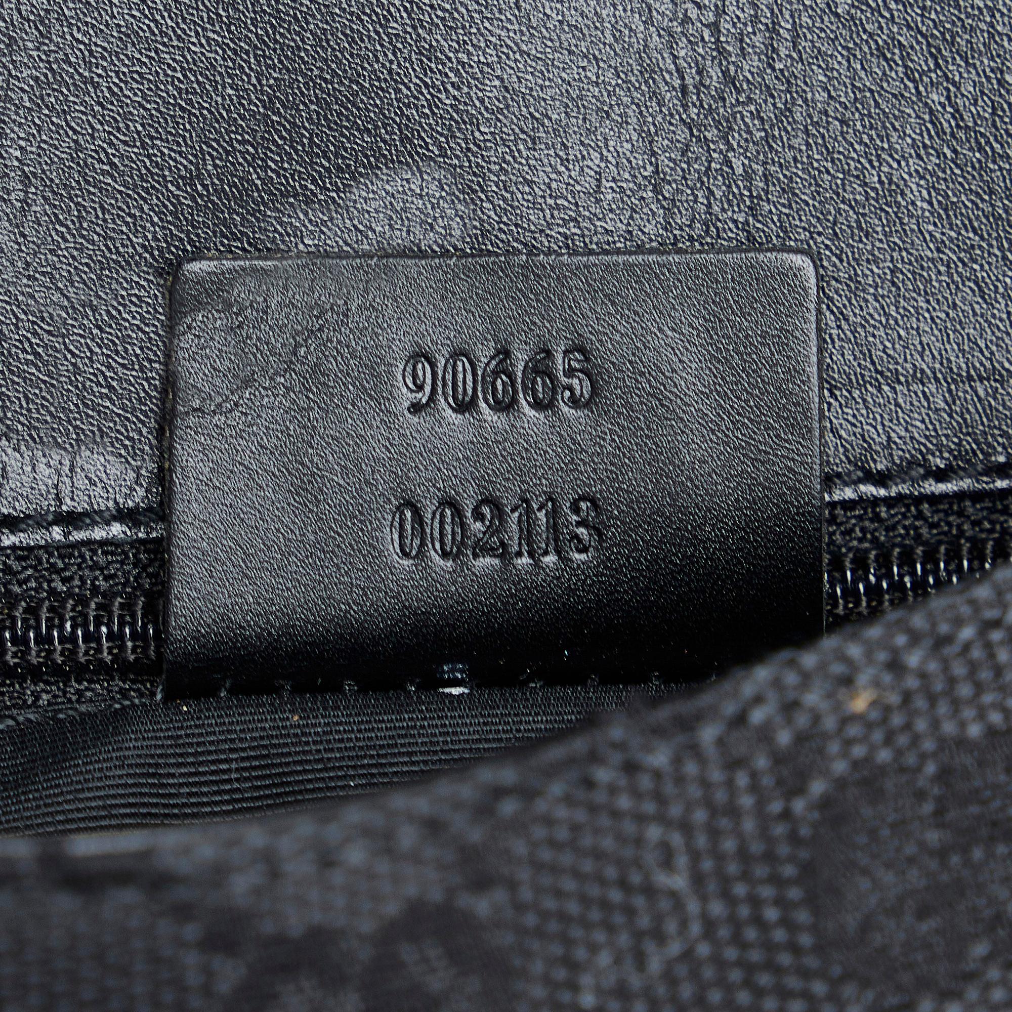 Gucci GG Canvas Flap Shoulder Bag (SHG-tltDgF)