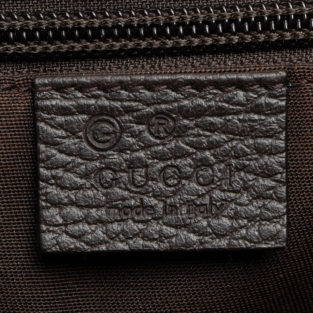 Gucci GG Canvas Flap Small MessLBger
