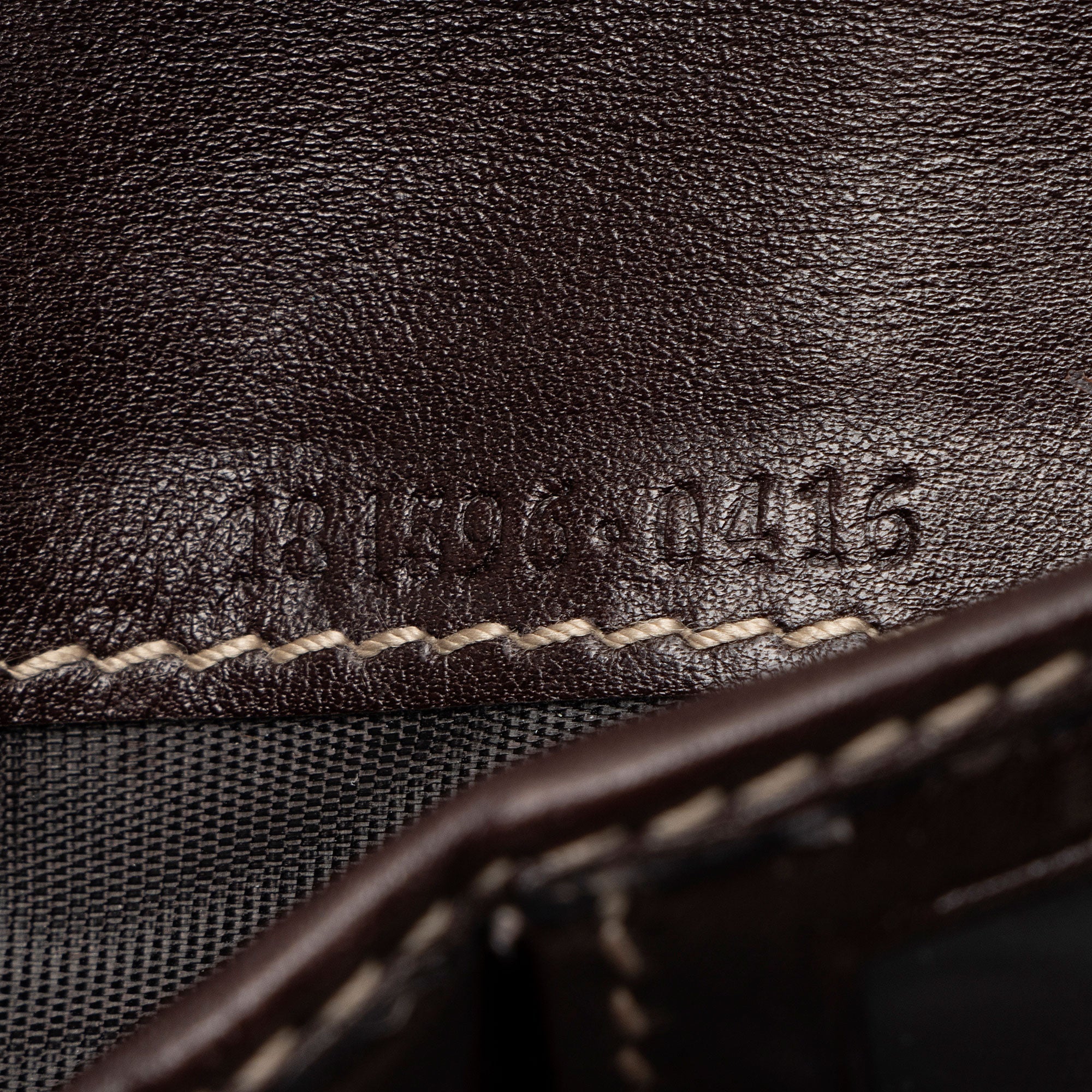 Gucci GG Canvas New Britt FrLBch Wallet