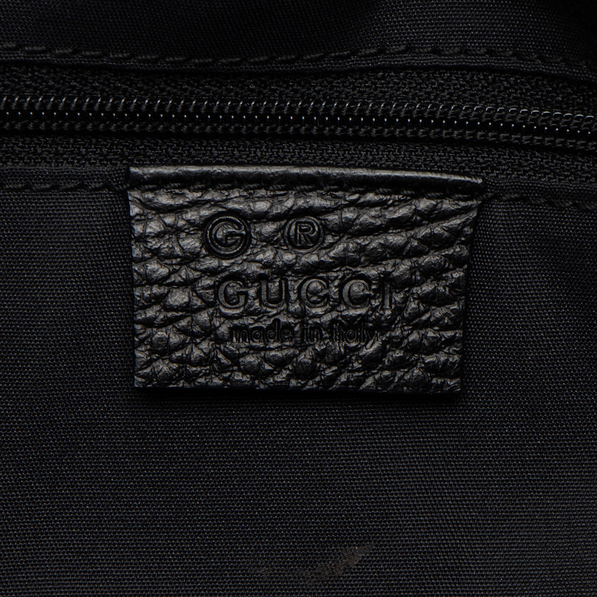 Gucci GG Canvas Full Moon Tote (SHF-J0EB6y)