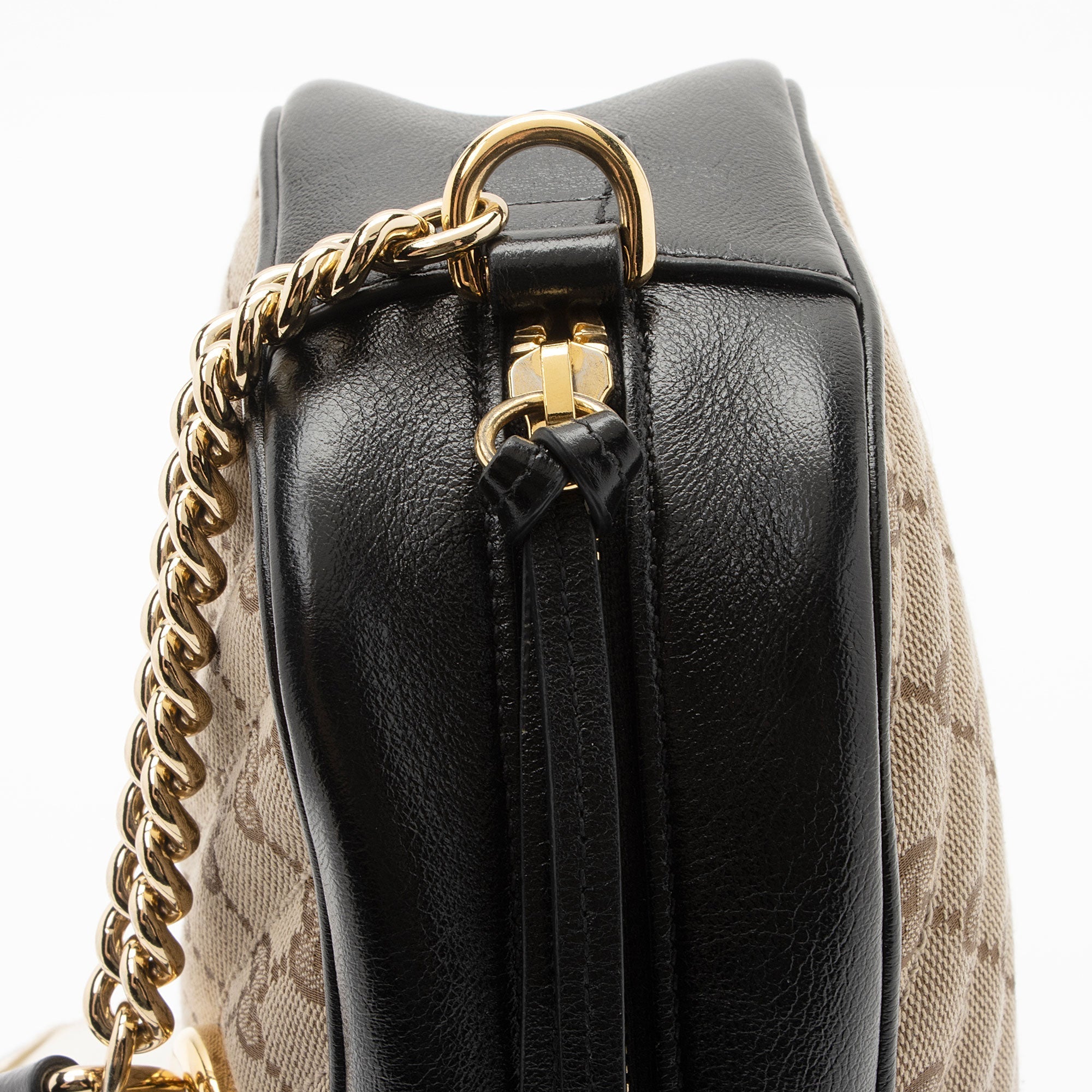 Gucci GG Canvas GG Marmont Small Shoulder Bag (SHF-kPDHre)