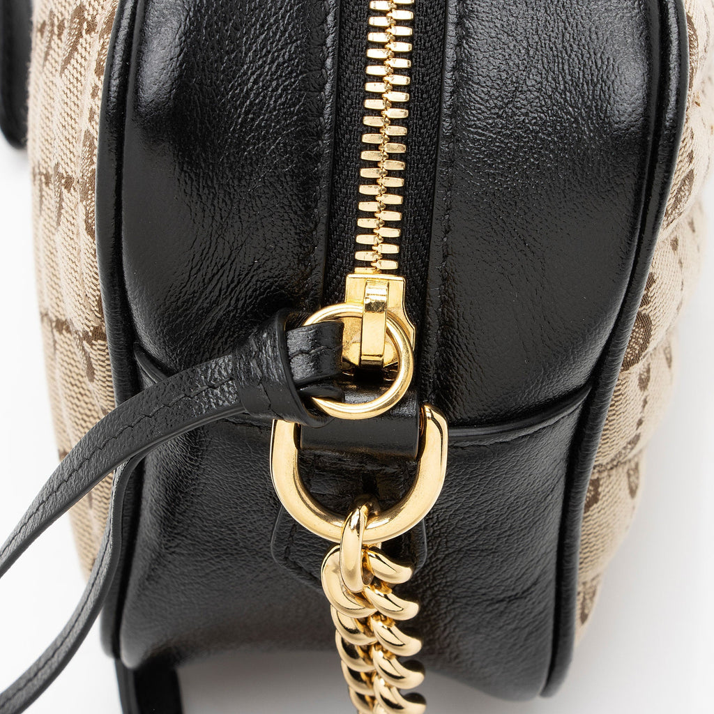 Gucci GG Canvas GG Marmont Small Shoulder Bag (SHF-vFaifH)