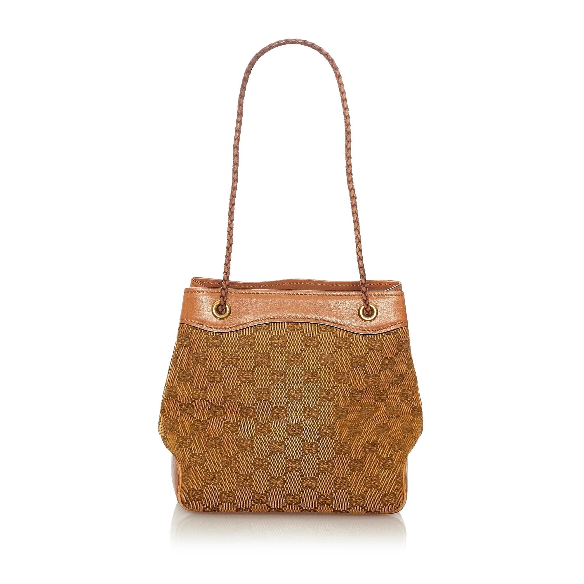 Gucci Gucci Canvas Gifford Shoulder Bag (SHG-27364)