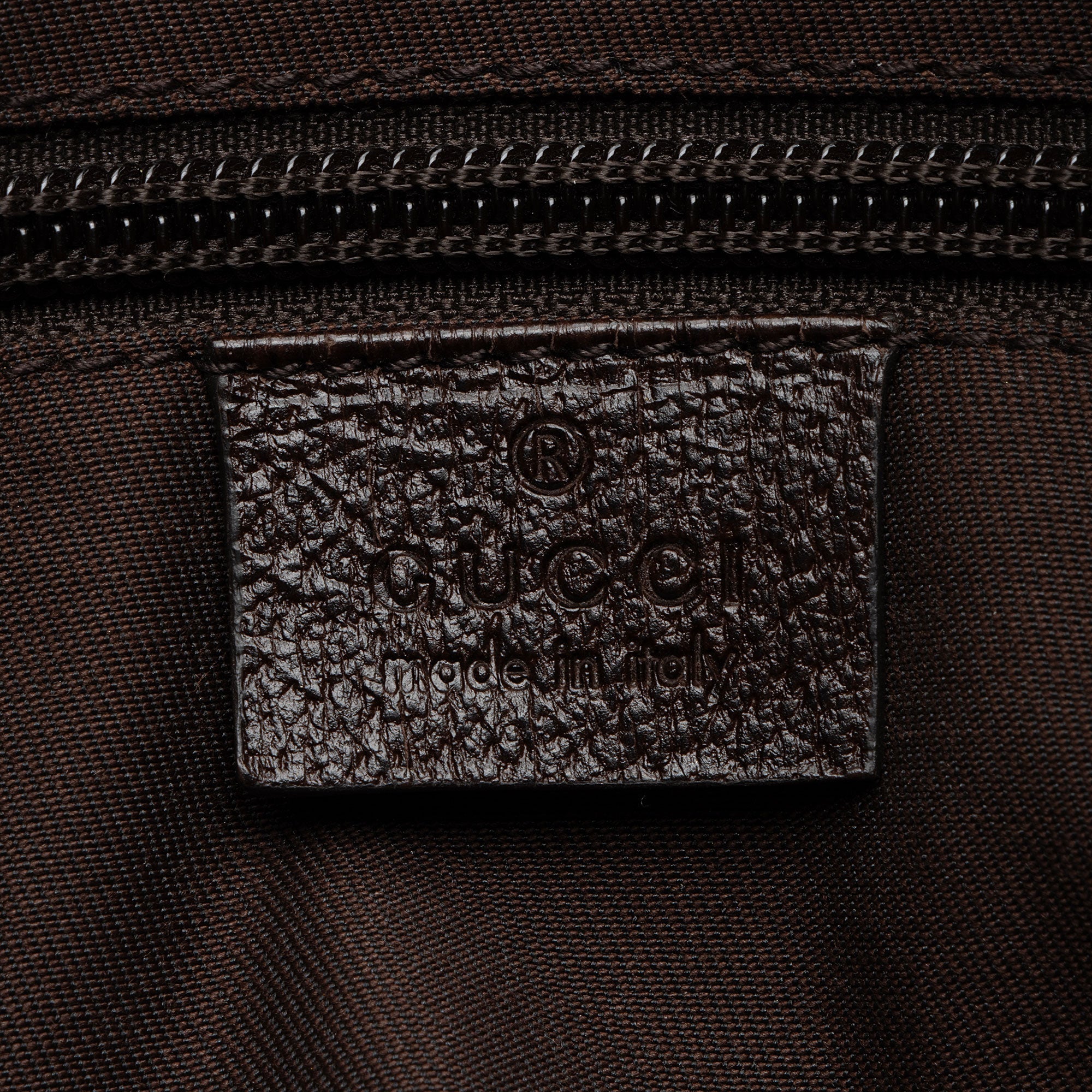 Gucci GG Canvas Half Moon Medium Messenger (SHF-wdpRGn)