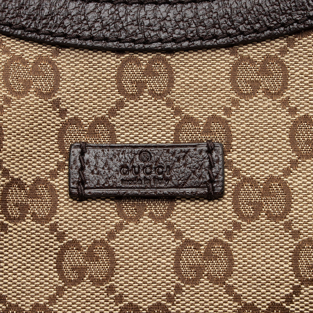 Gucci GG Canvas Half Moon Medium Messenger (SHF-wdpRGn)