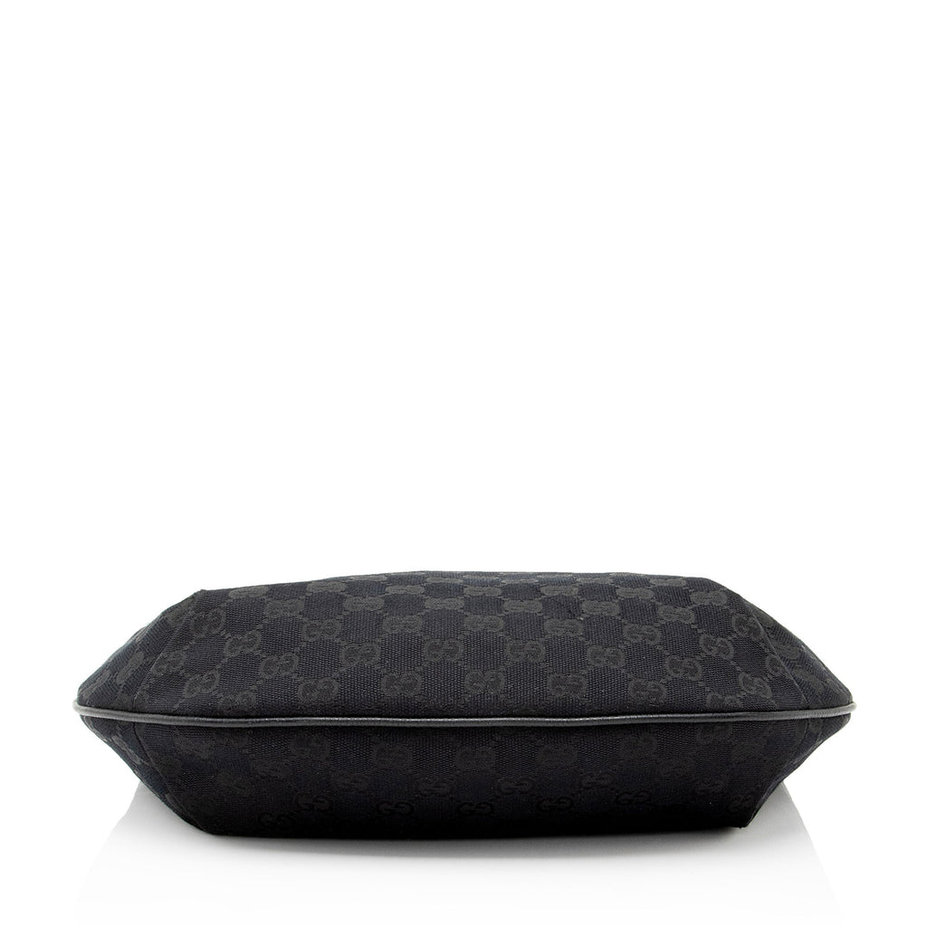 Gucci GG Canvas Half Moon Medium MessLBger