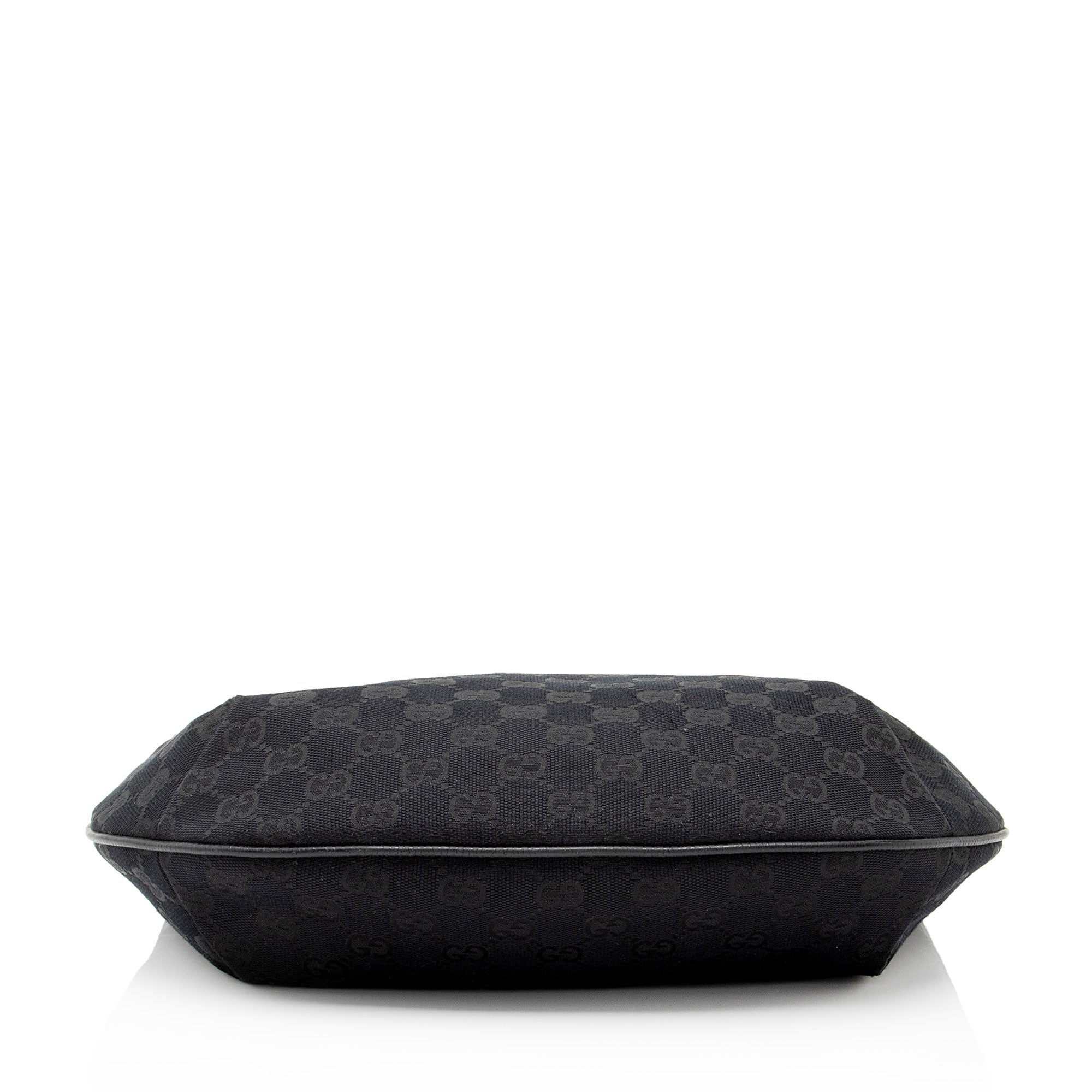 Gucci GG Canvas Half Moon Medium MessLBger