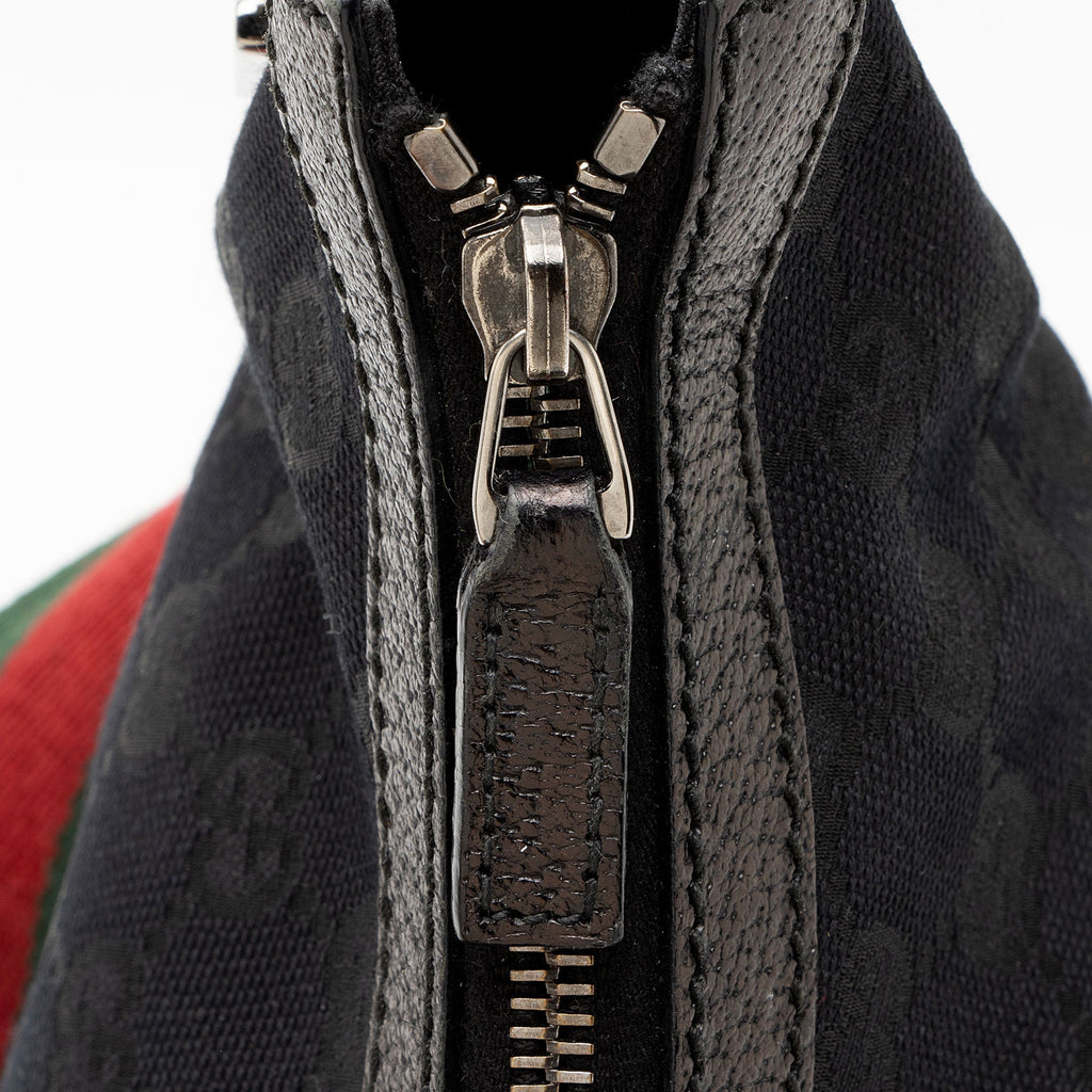 Gucci GG Canvas Half Moon Medium MessLBger