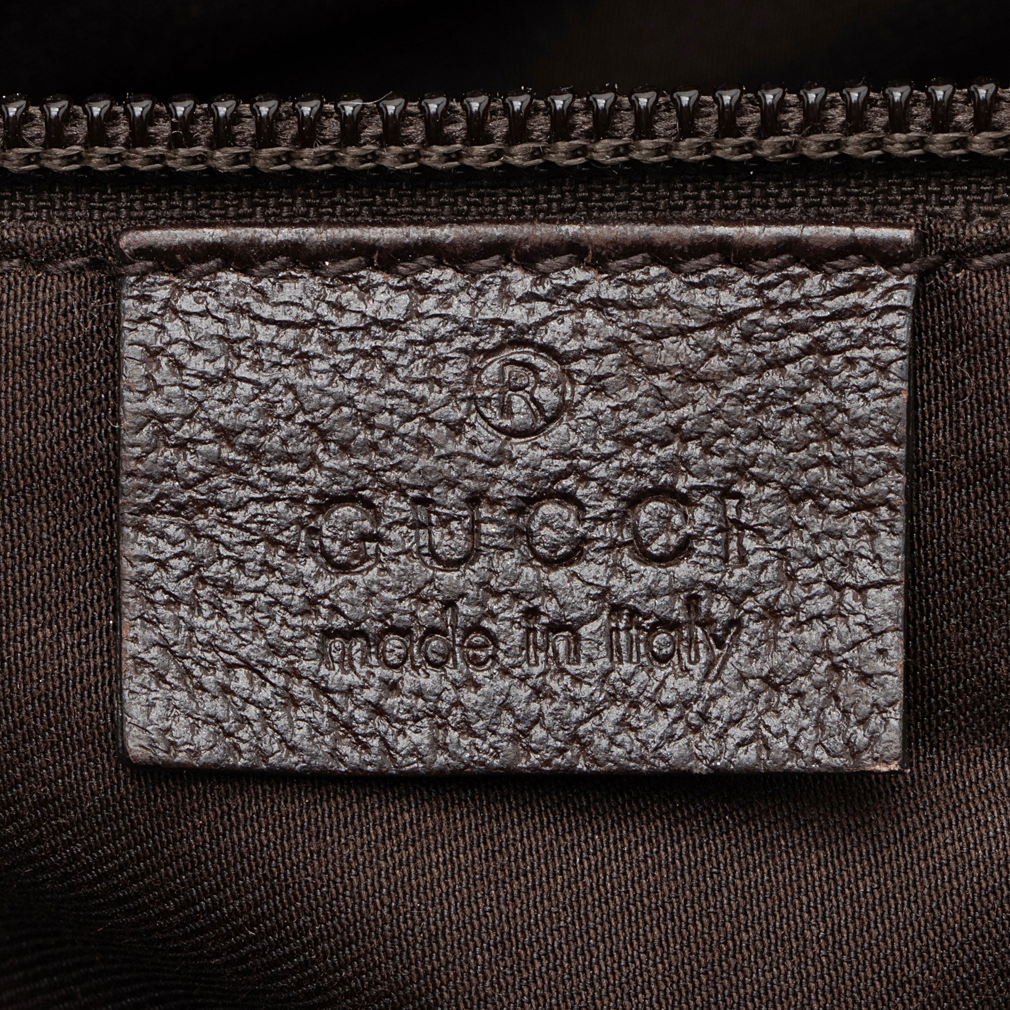 Gucci GG Canvas Half Moon Medium MessLBger