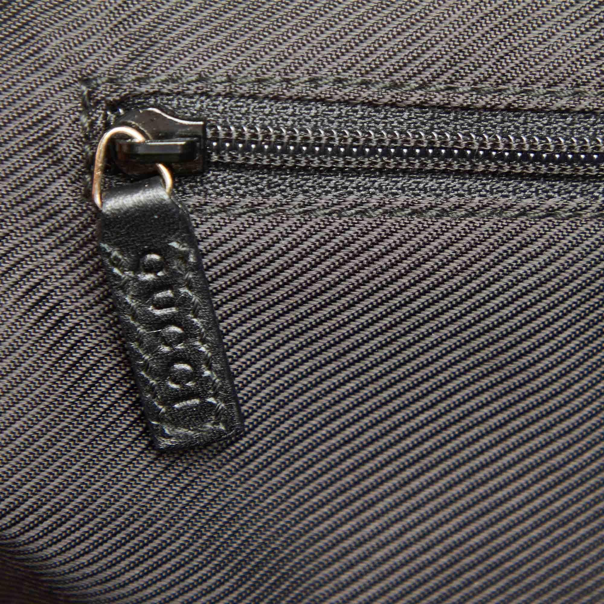 Gucci Gucci Canvas Handbag (SHG-17507)