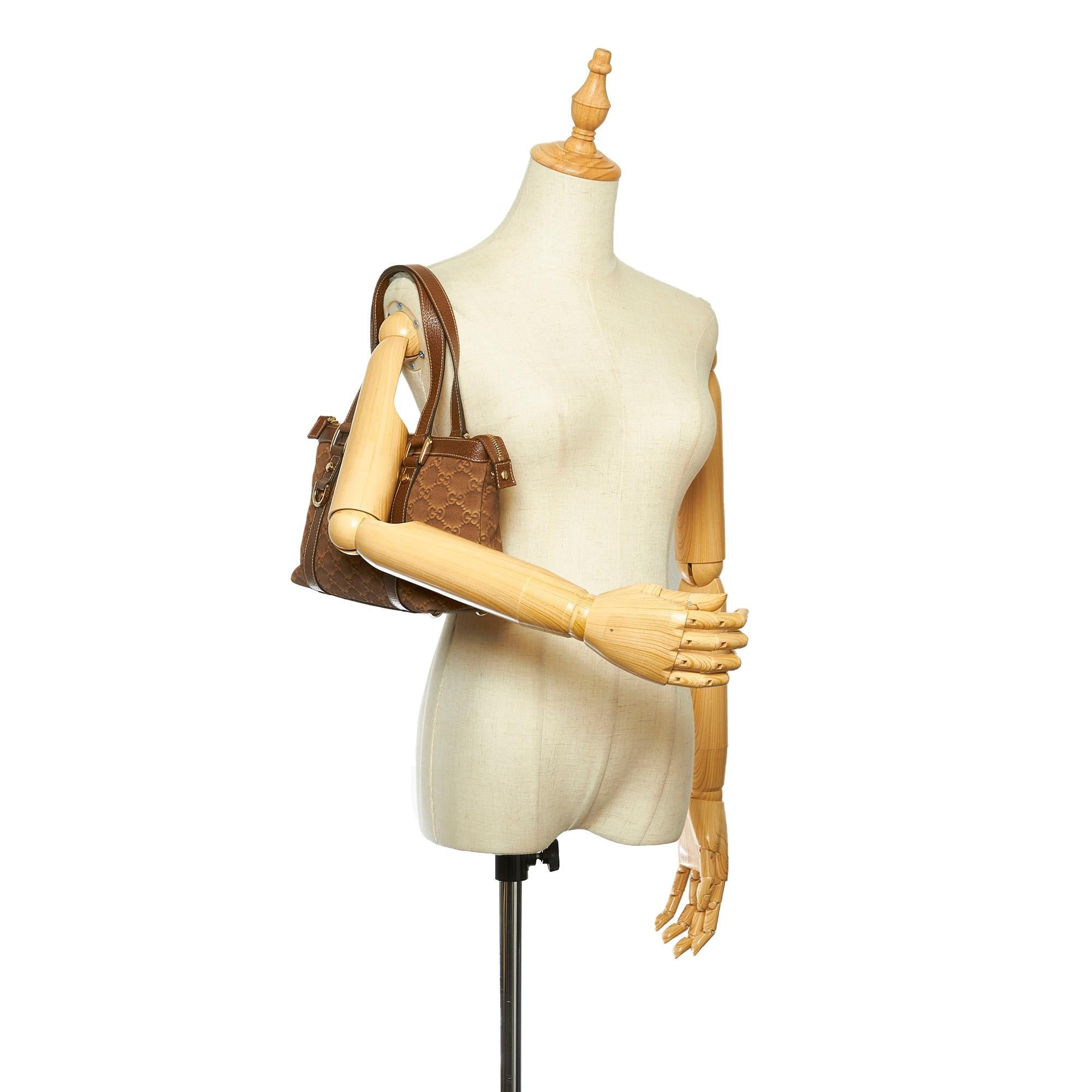 Gucci Gucci Canvas Handbag (SHG-18611)