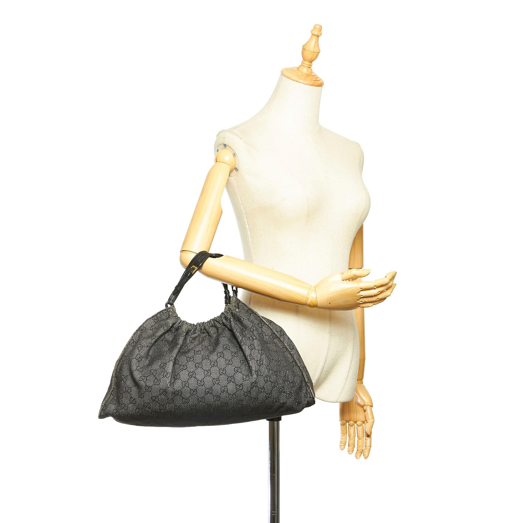 Gucci Gucci Canvas Handbag (SHG-19301)