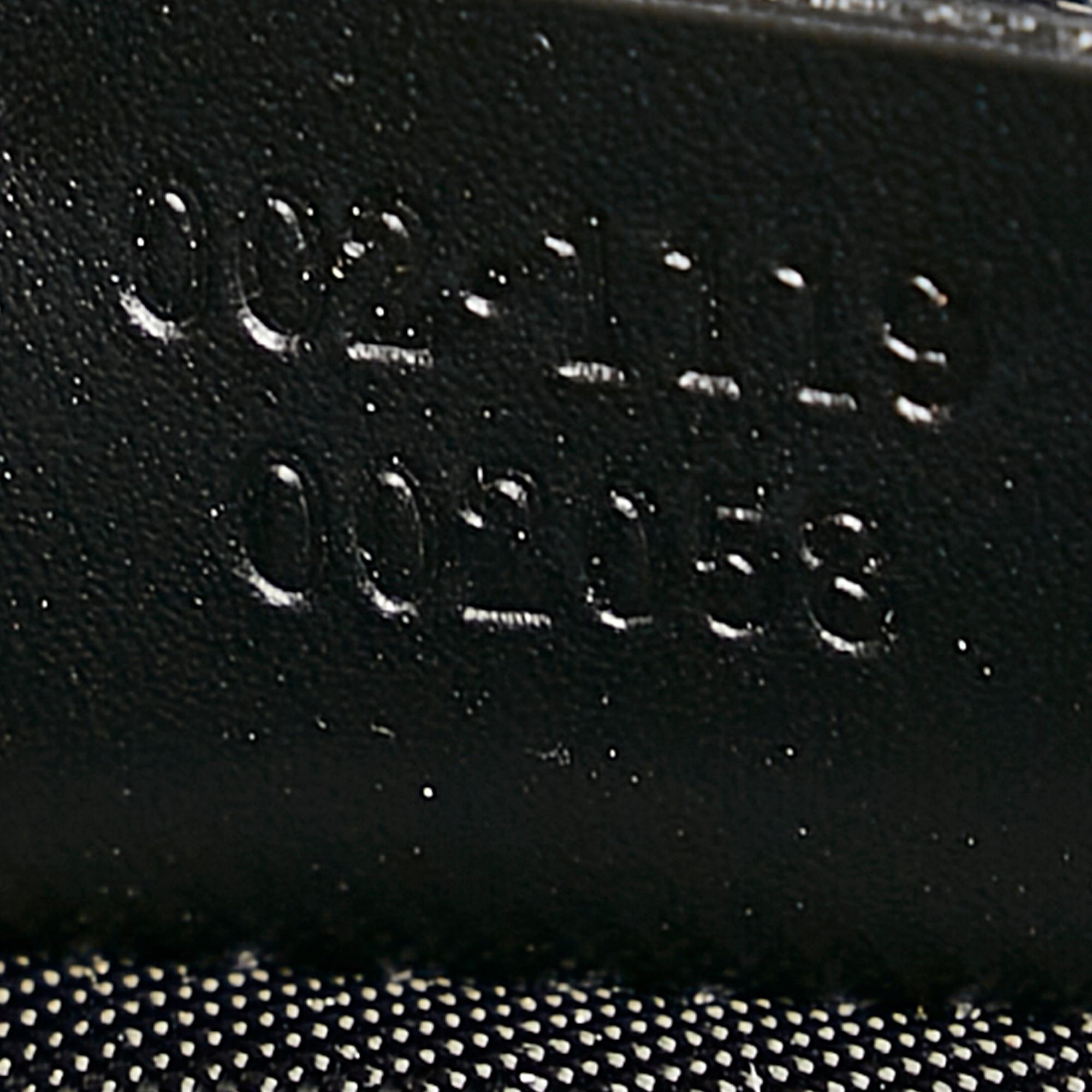 Gucci Gucci Canvas Handbag (SHG-28700)
