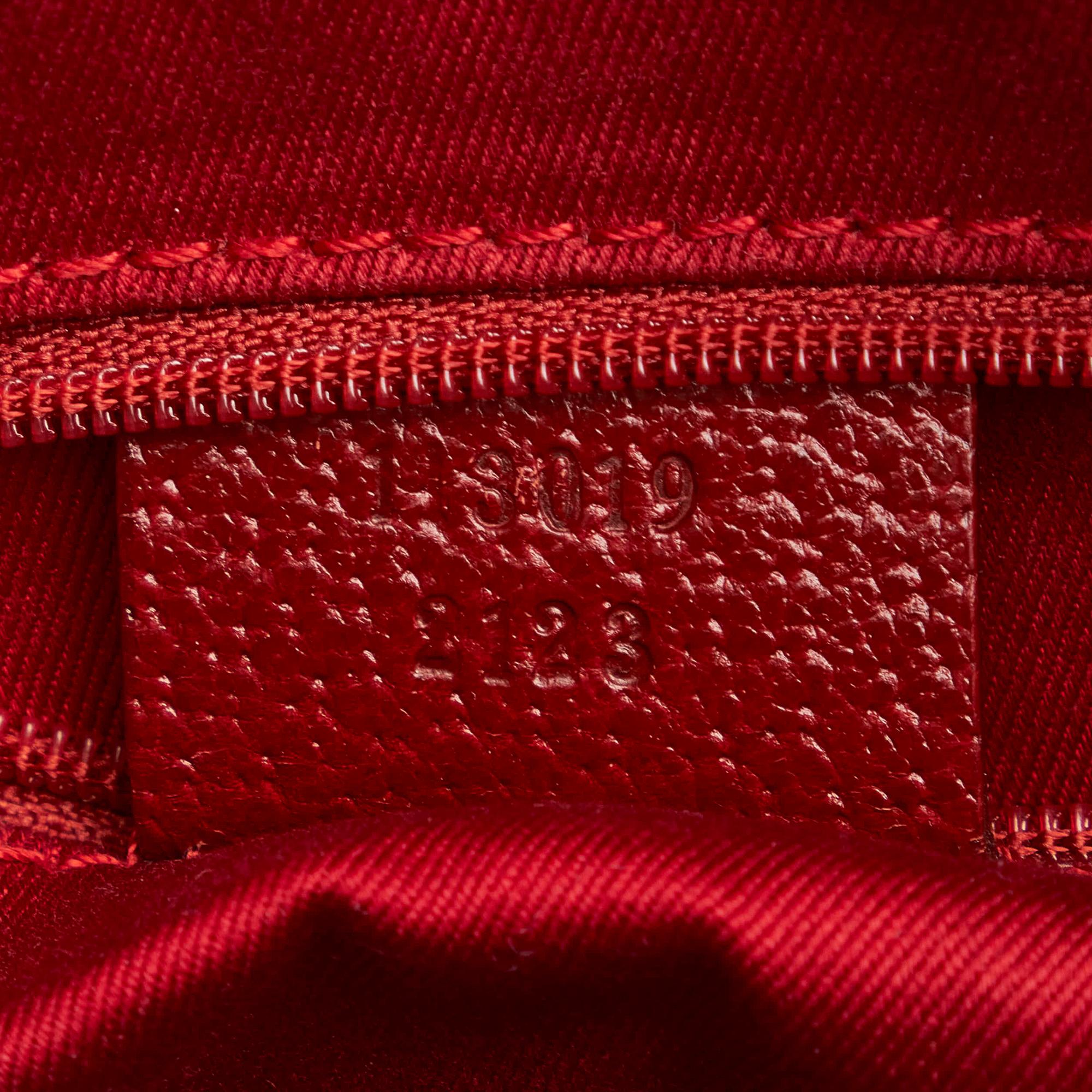 Gucci Gucci Canvas Handbag (SHG-29170)