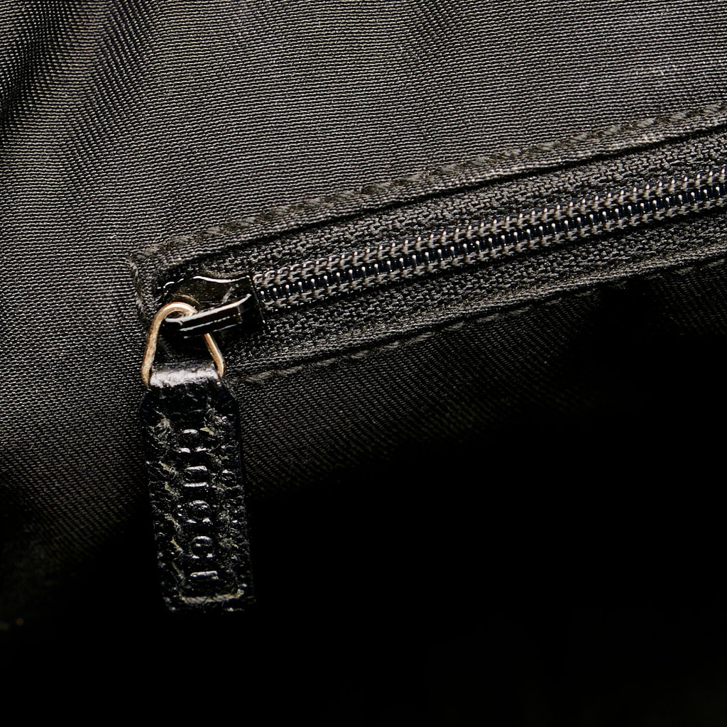 Gucci Gucci Canvas Handbag (SHG-30962)