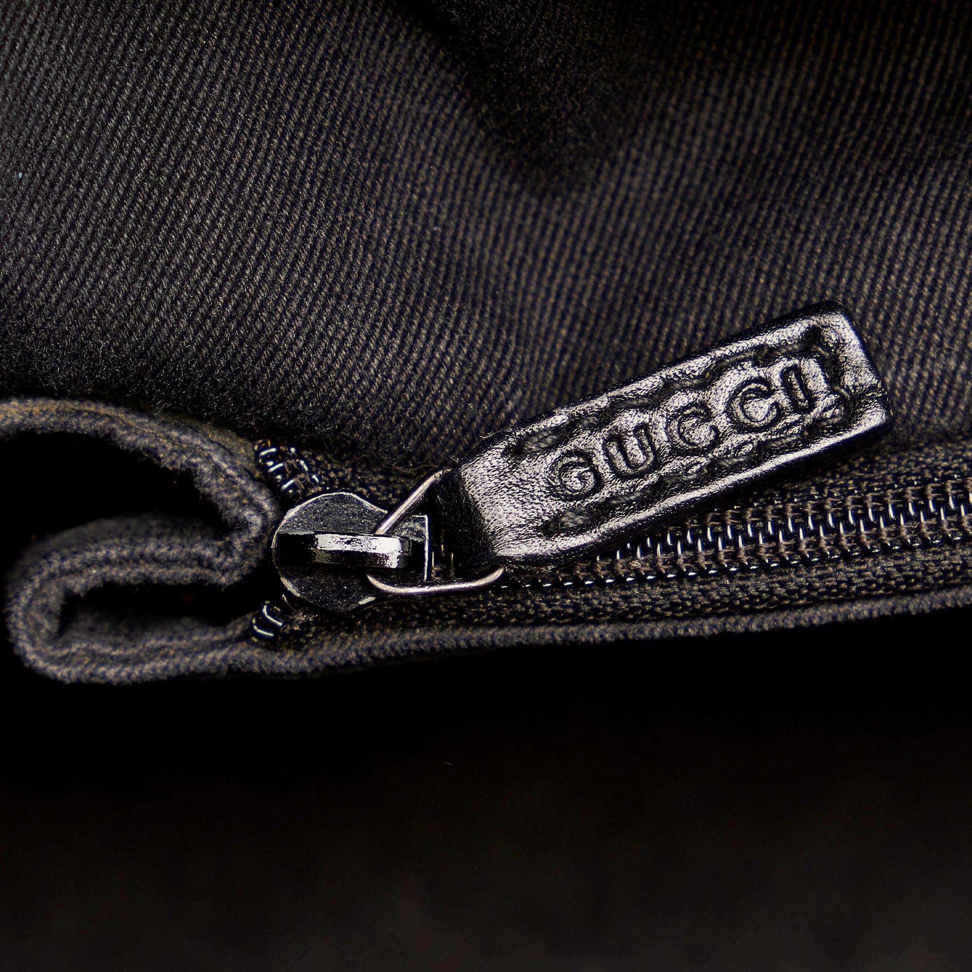 Gucci Gucci Canvas Handbag (SHG-32693)