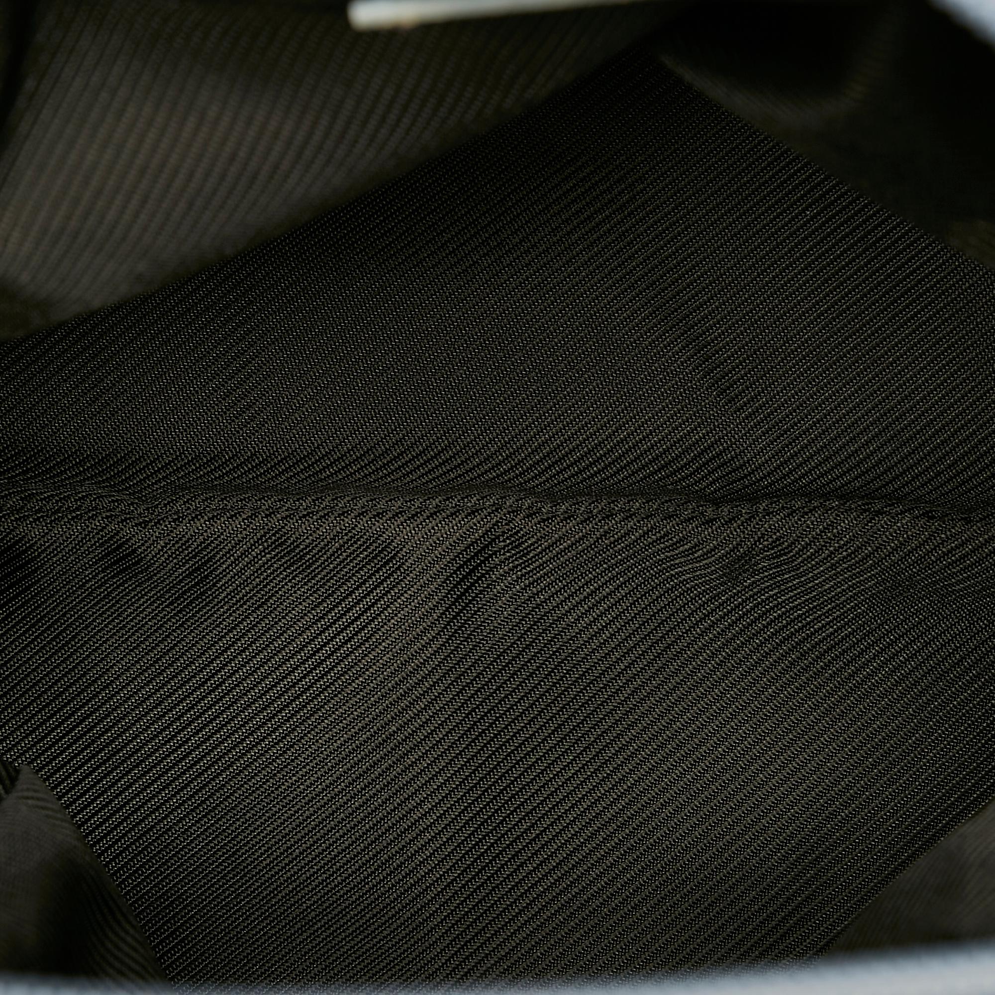 Gucci Gucci Canvas Handbag (SHG-32880)