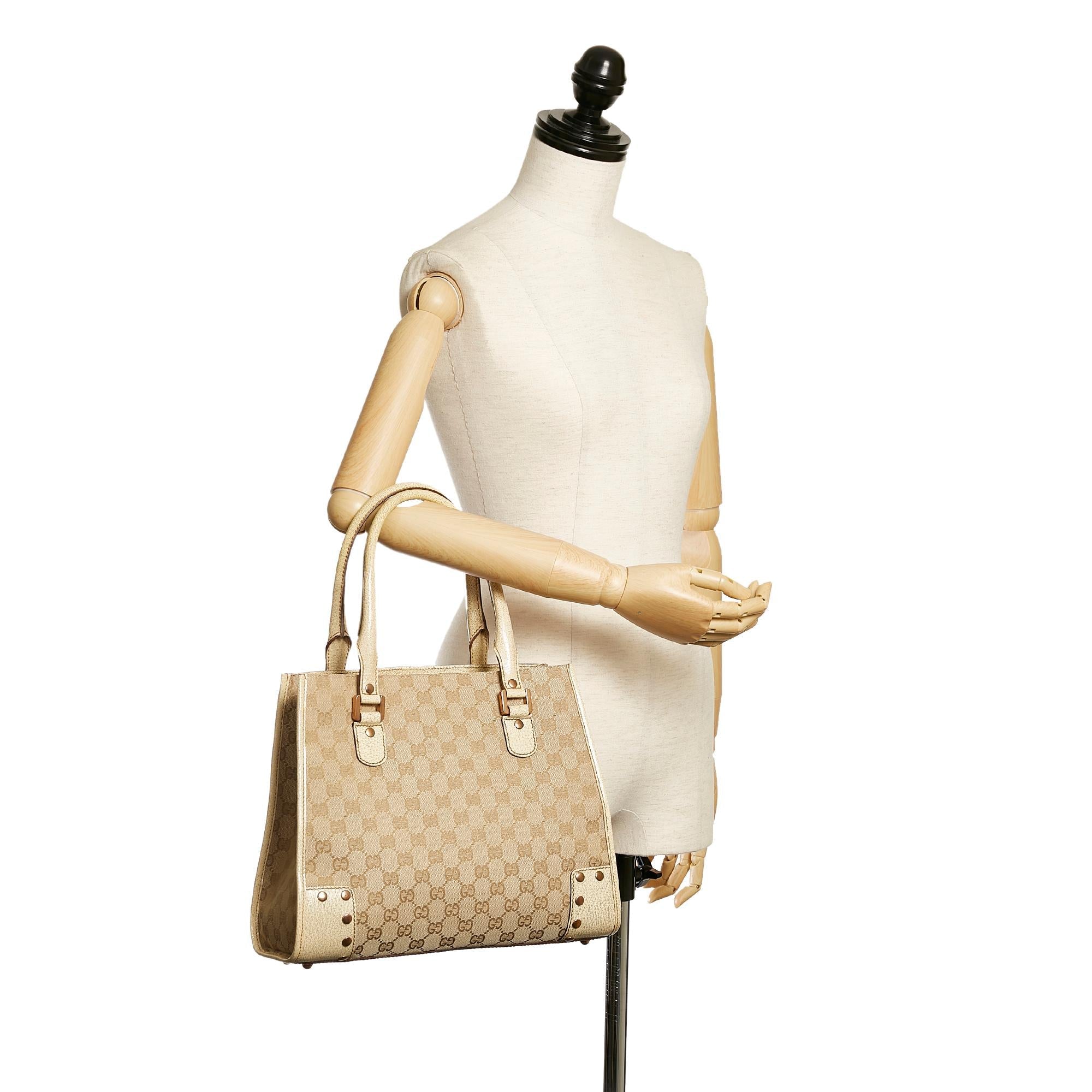 Gucci Gucci Canvas Handbag (SHG-32979)