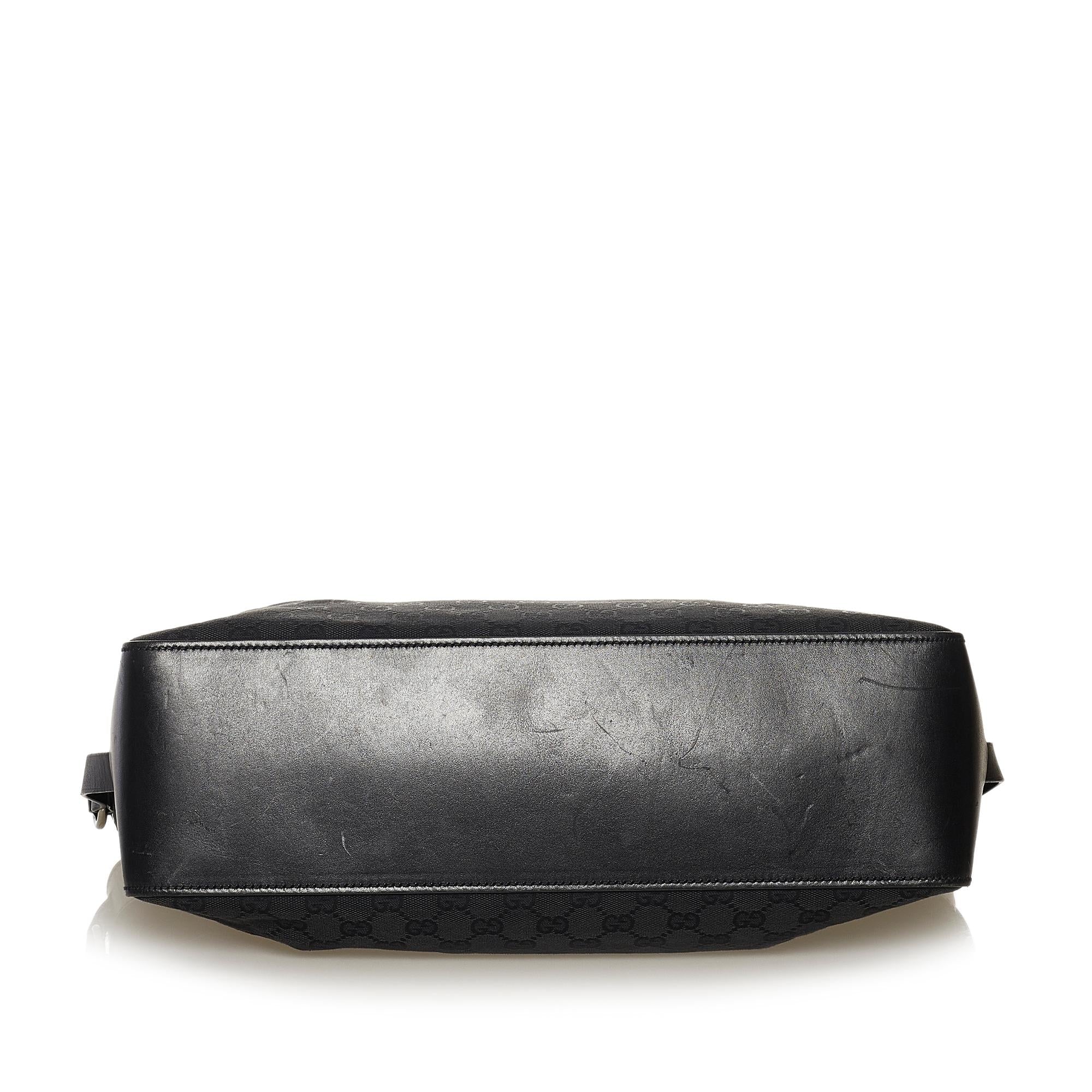 Gucci Gucci Canvas Handbag (SHG-33143)