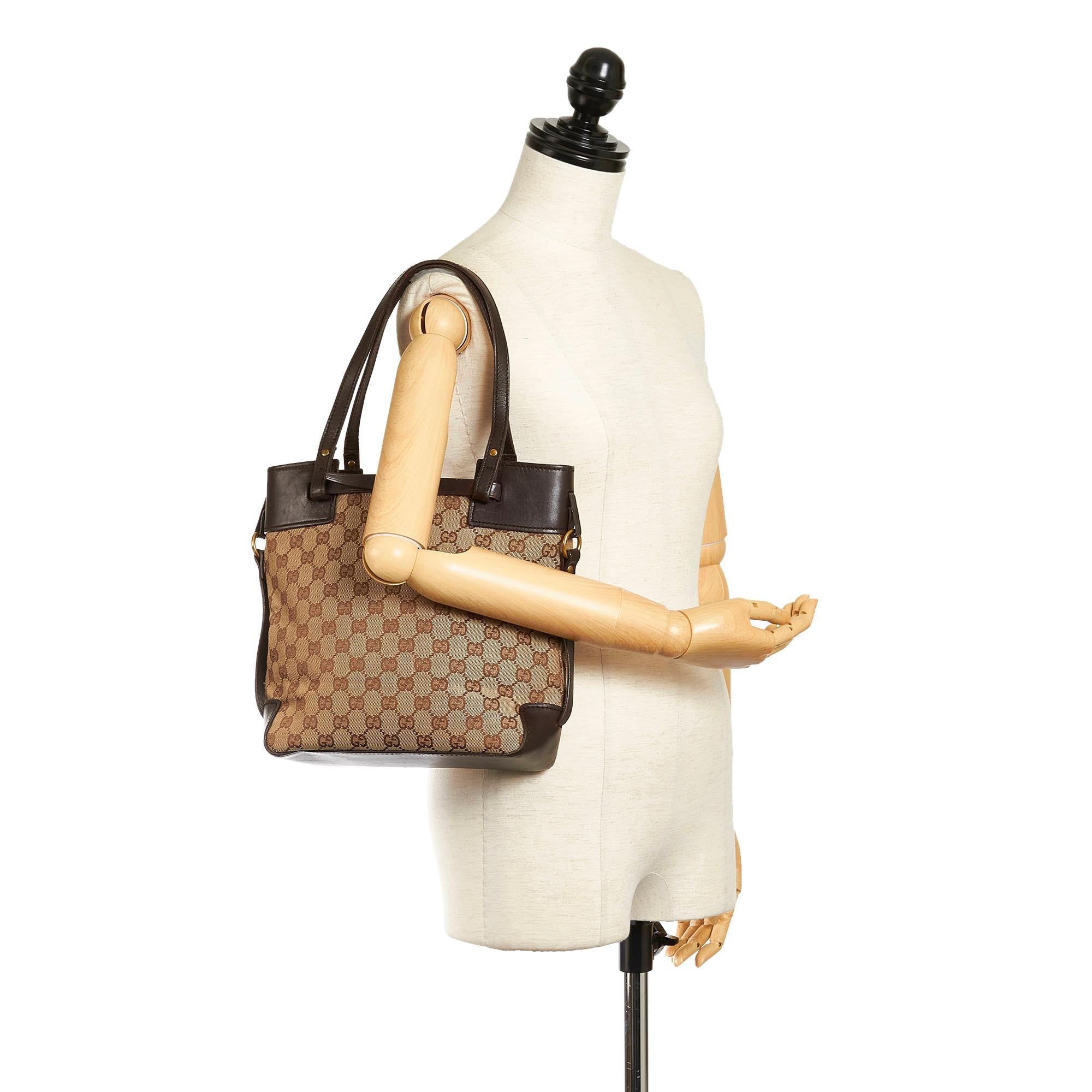 Gucci Gucci Canvas Handbag (SHG-33699)