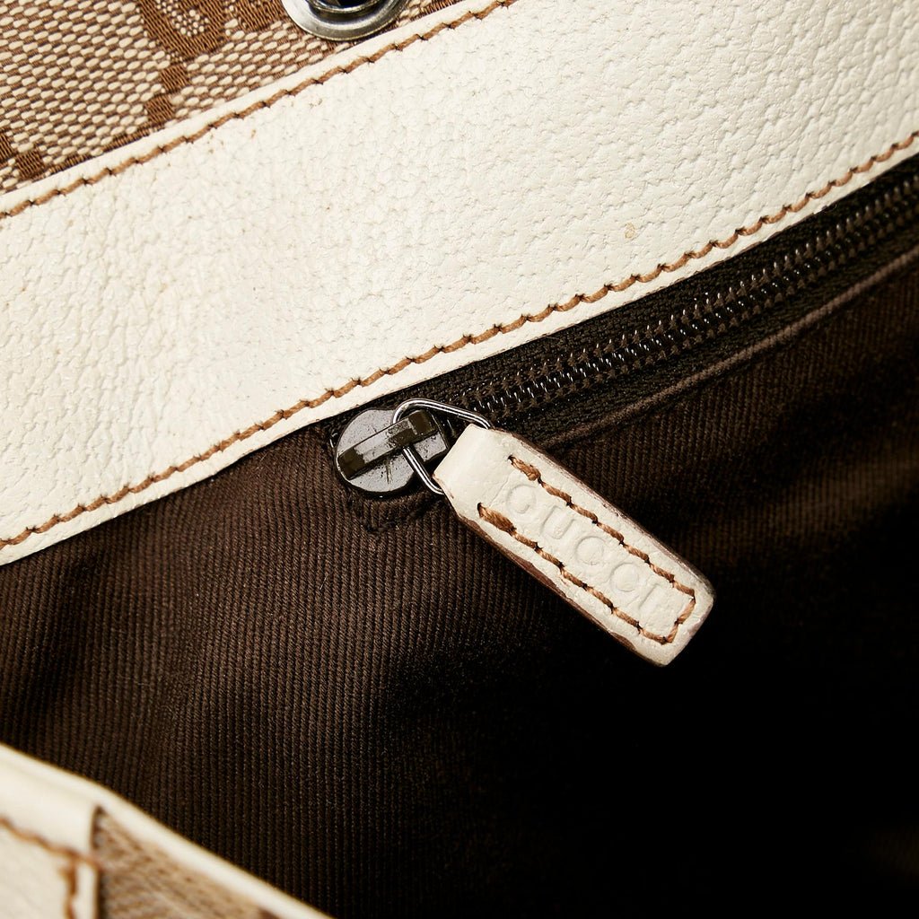 Gucci GG Canvas Handbag (SHG-37190)