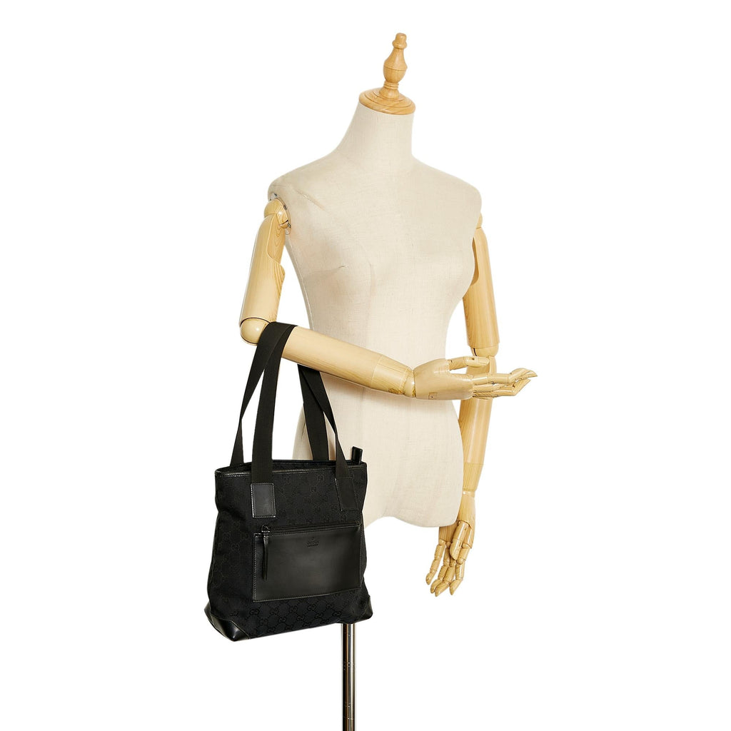Gucci GG Canvas Handbag (SHG-C7LTka)