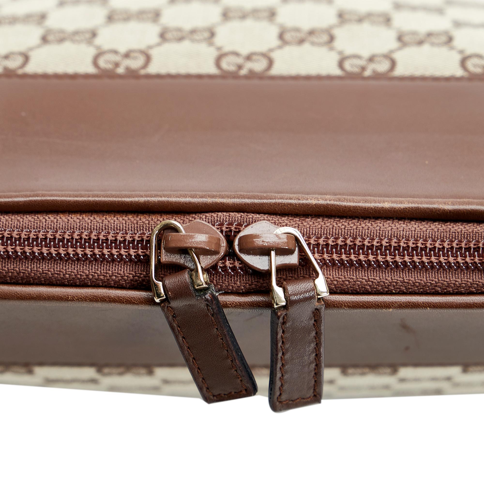 Gucci GG Canvas Handbag (SHG-JgjGXQ)