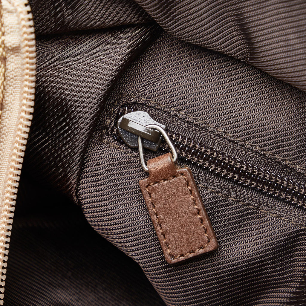 Gucci GG Canvas Handbag (SHG-El853x)
