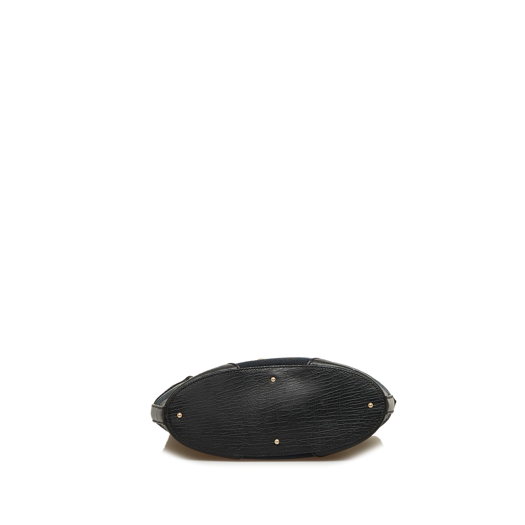 Gucci GG Canvas Hasler Shoulder Bag (SHG-BpgfrA)