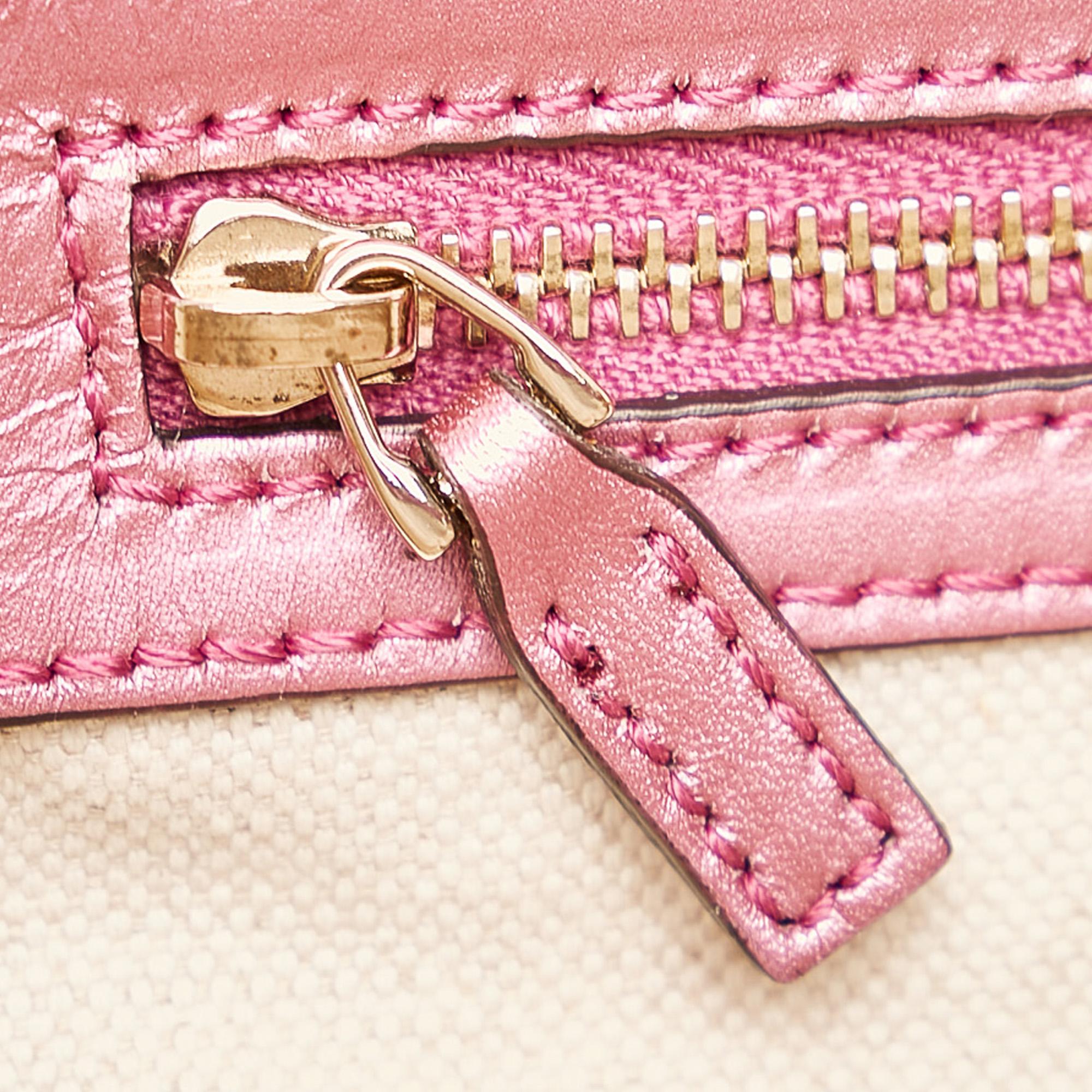 Gucci Gucci Canvas Heart Bit Satchel (SHG-32482)