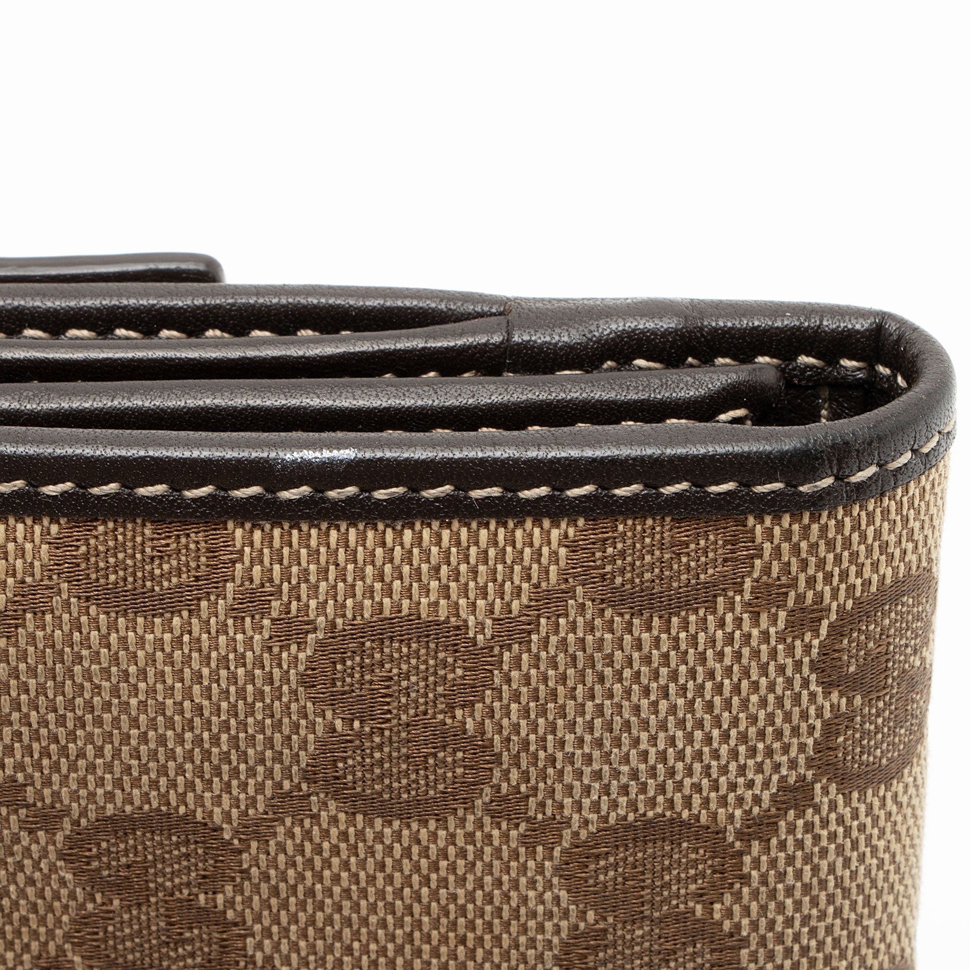 Gucci GG Canvas Heart Script ContinLBtal Wallet