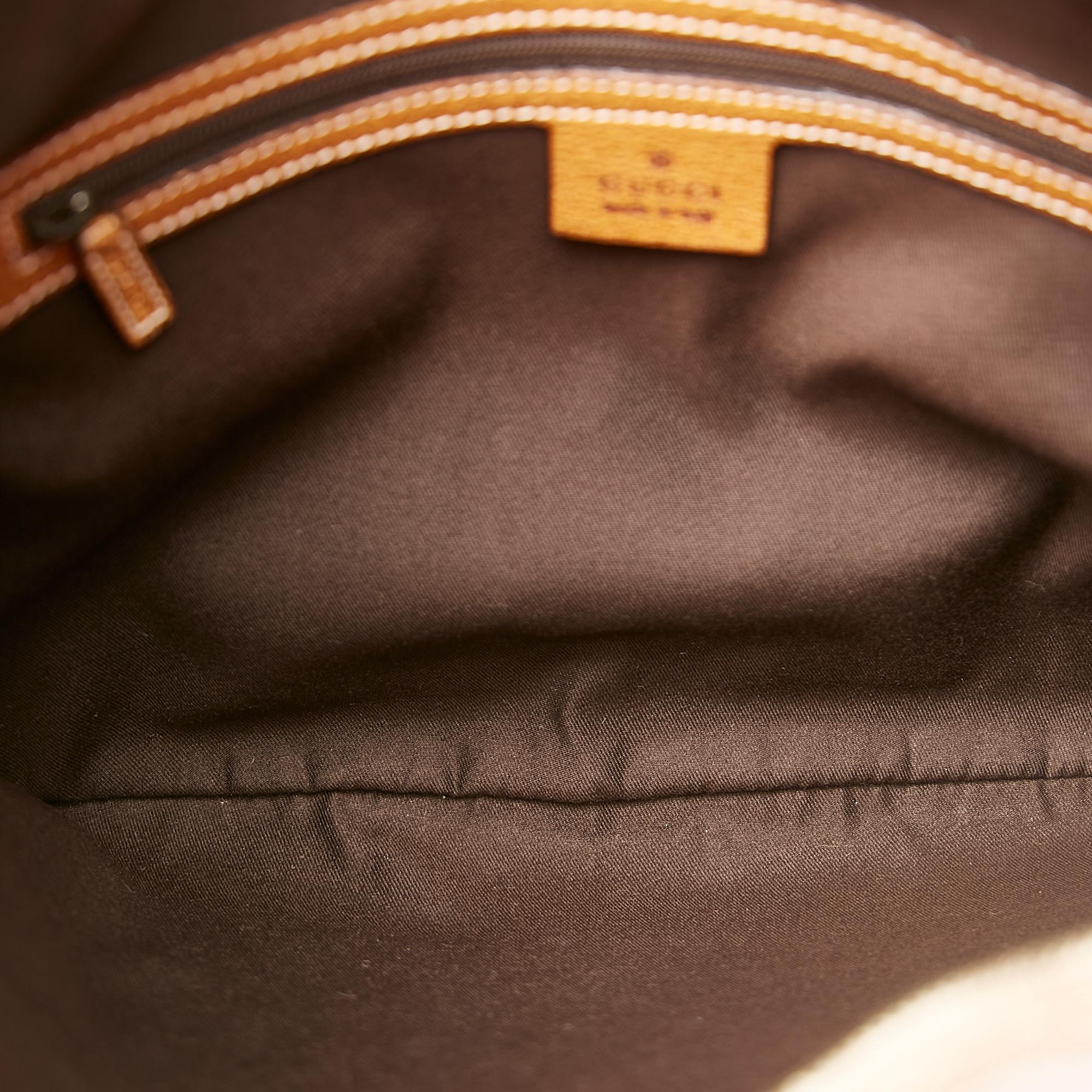 Gucci Gucci Canvas Hobo Bag (SHG-26350)