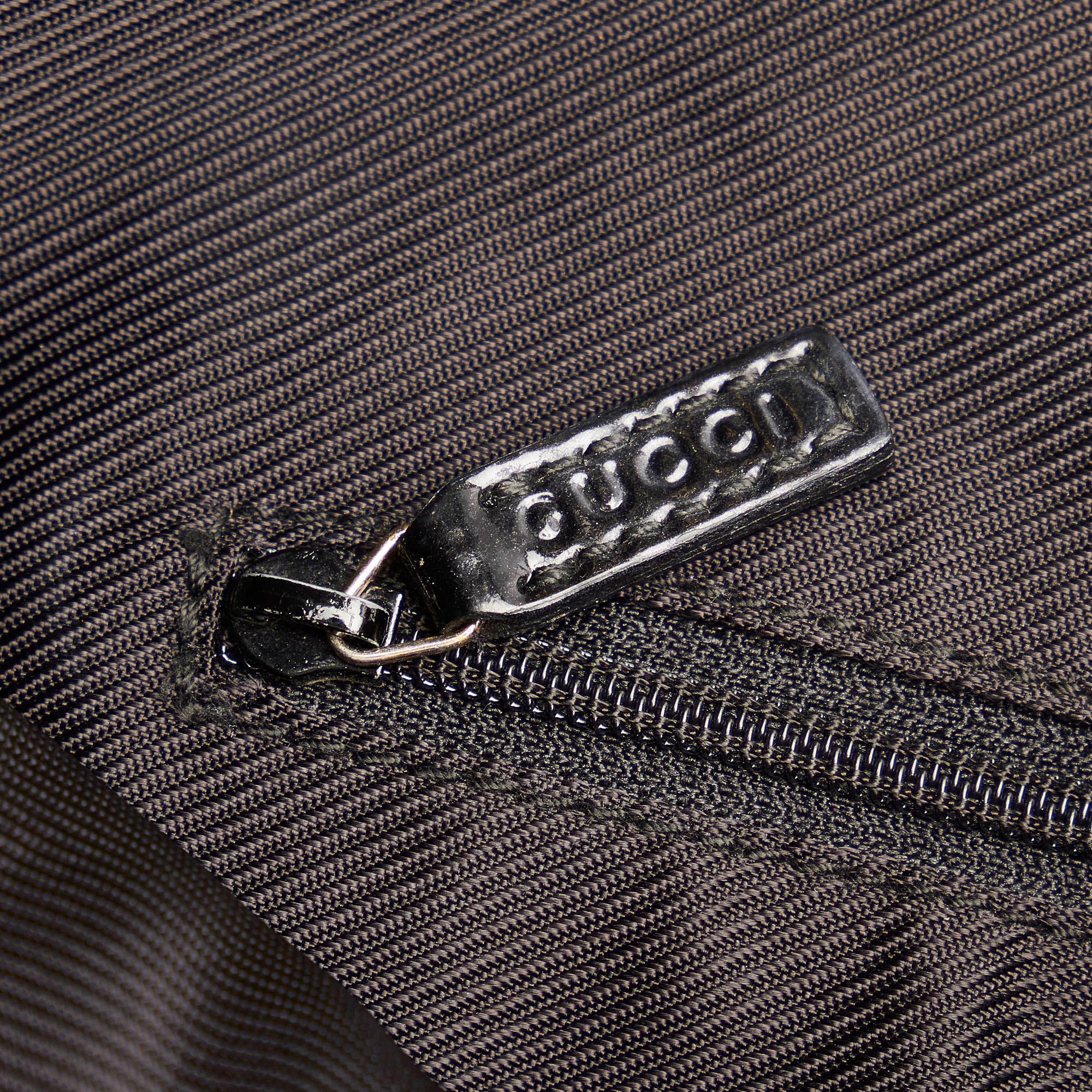 Gucci Gucci Canvas Hobo Bag (SHG-33534)