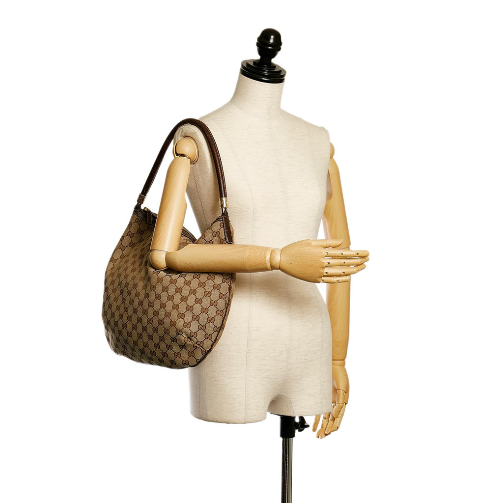 Gucci Gucci Canvas Hobo Bag (SHG-33590)