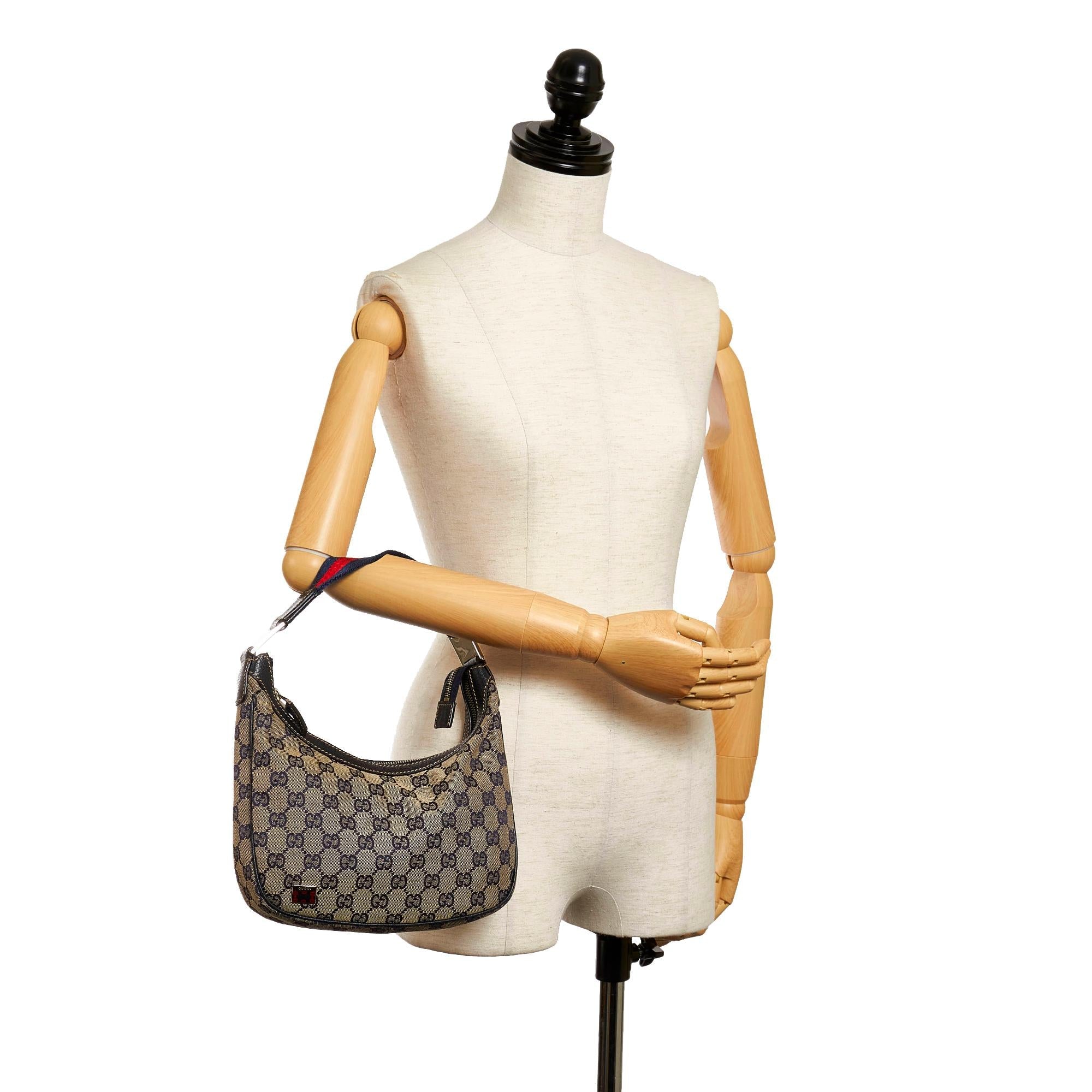 Gucci Gucci Canvas Hobo (SHG-29646)