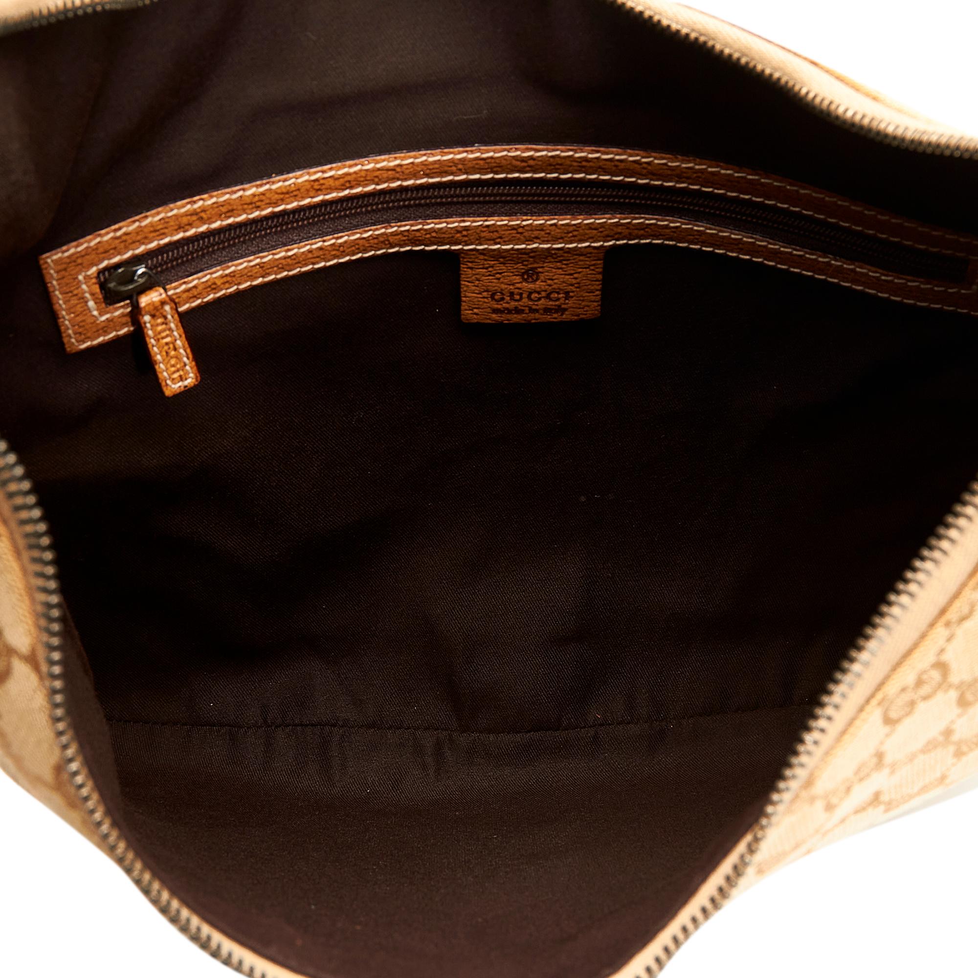 Gucci GG Canvas Hobo (SHG-m7Woue)