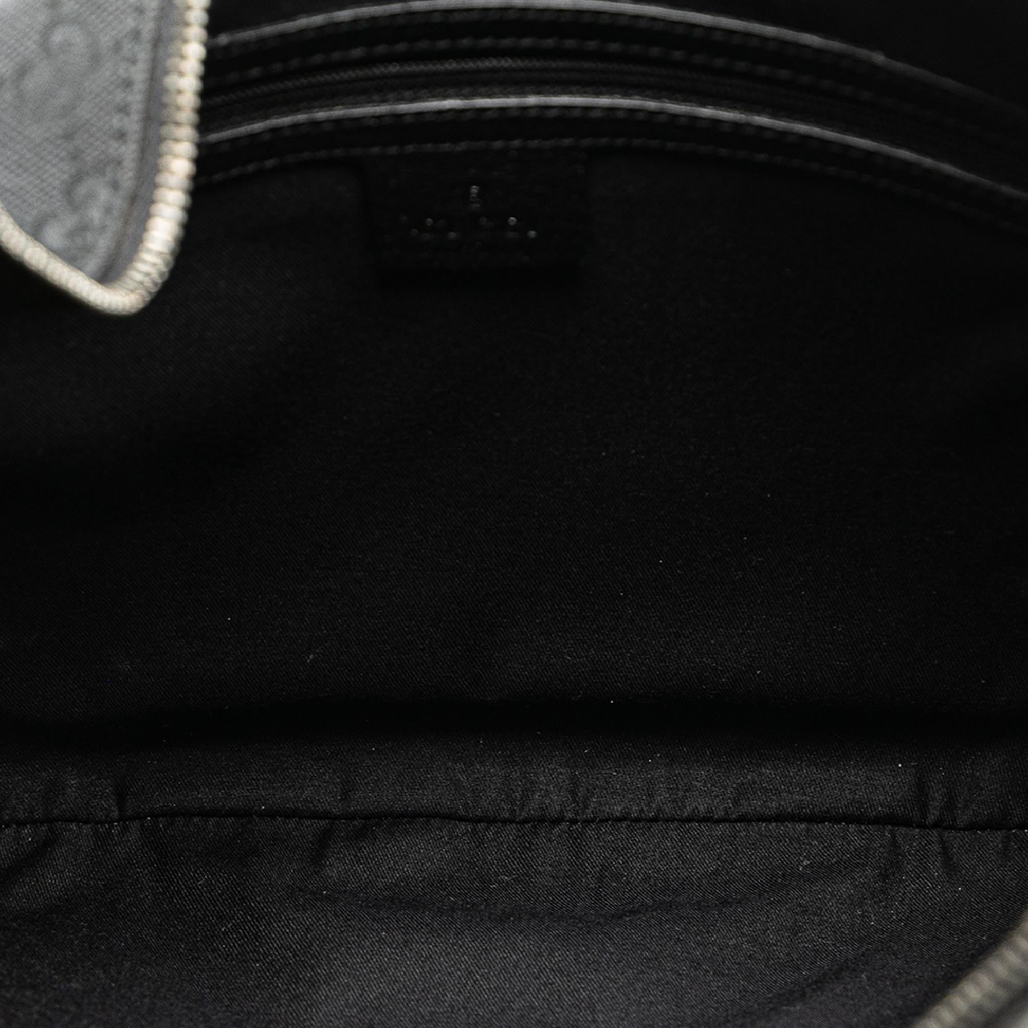 Gucci GG Canvas Hobo (SHG-tpHE3I)