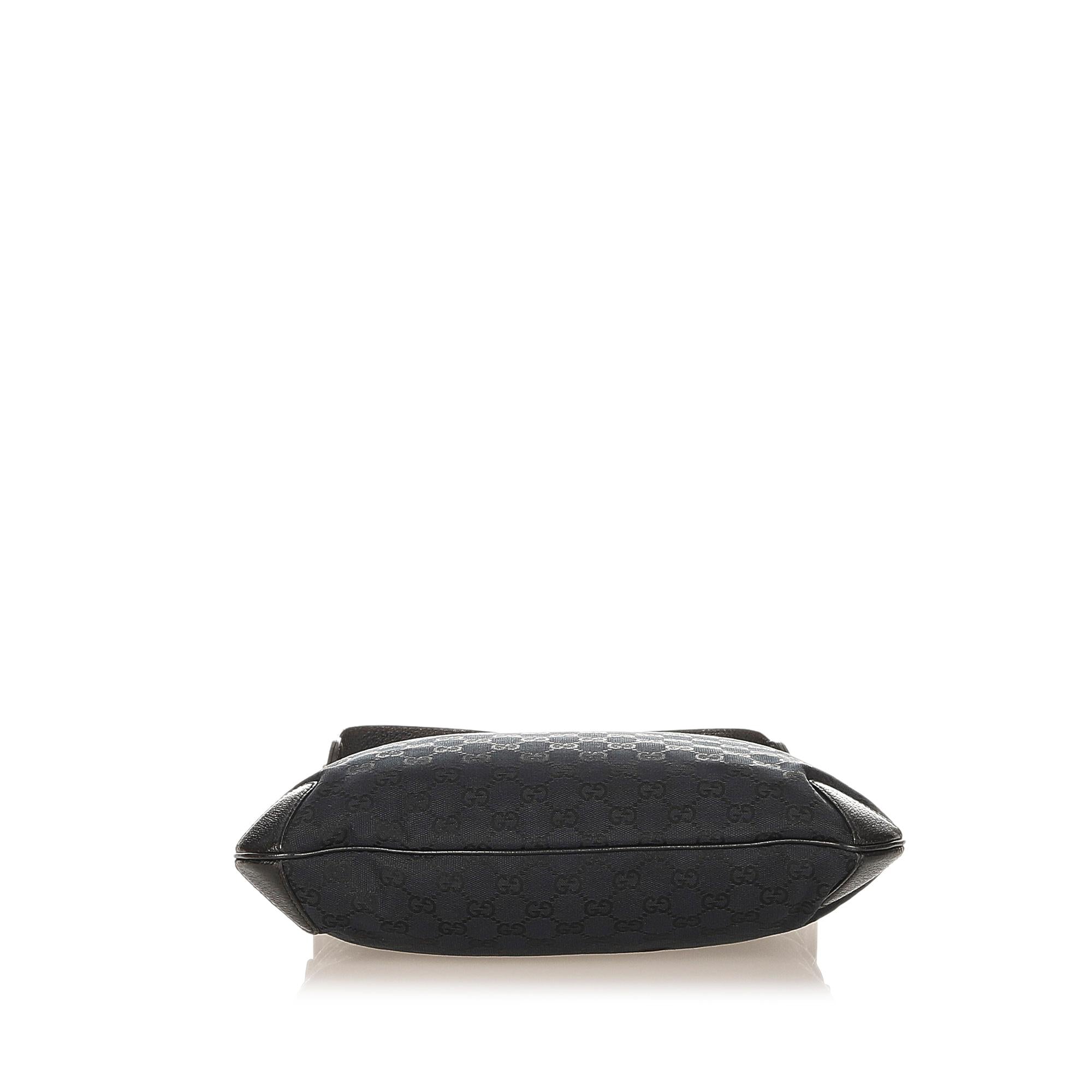 Gucci Gucci Canvas Horsebit Creole Shoulder Bag (SHG-32128)