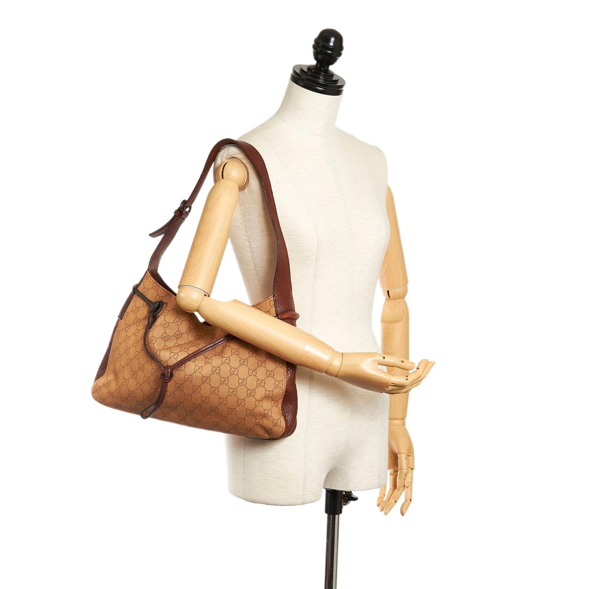 Gucci Gucci Canvas Horsebit Shoulder Bag (SHG-33270)