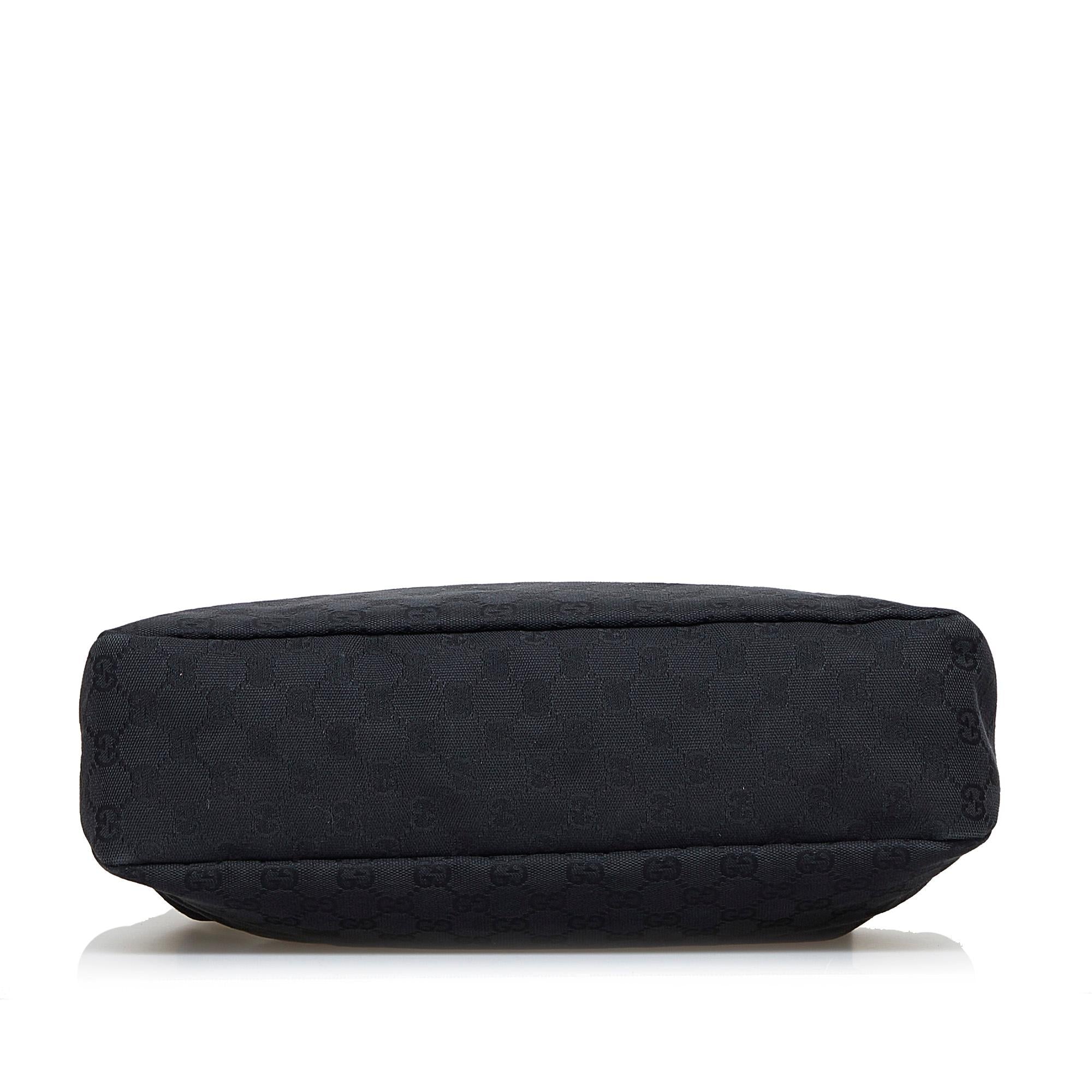 Gucci GG Canvas Horsebit Shoulder Bag (SHG-rc6XaO)