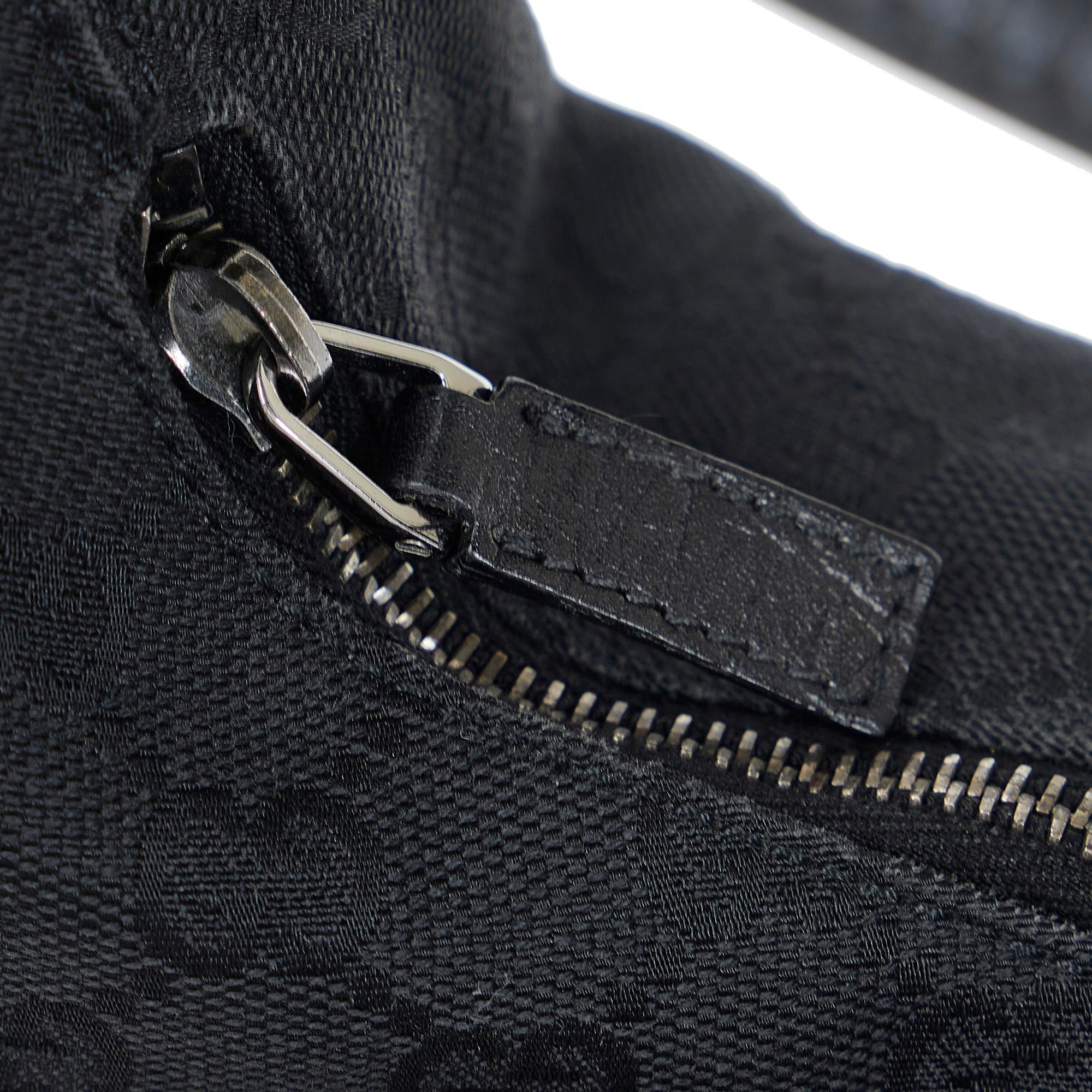 Gucci GG Canvas Horsebit Shoulder Bag (SHG-rc6XaO)