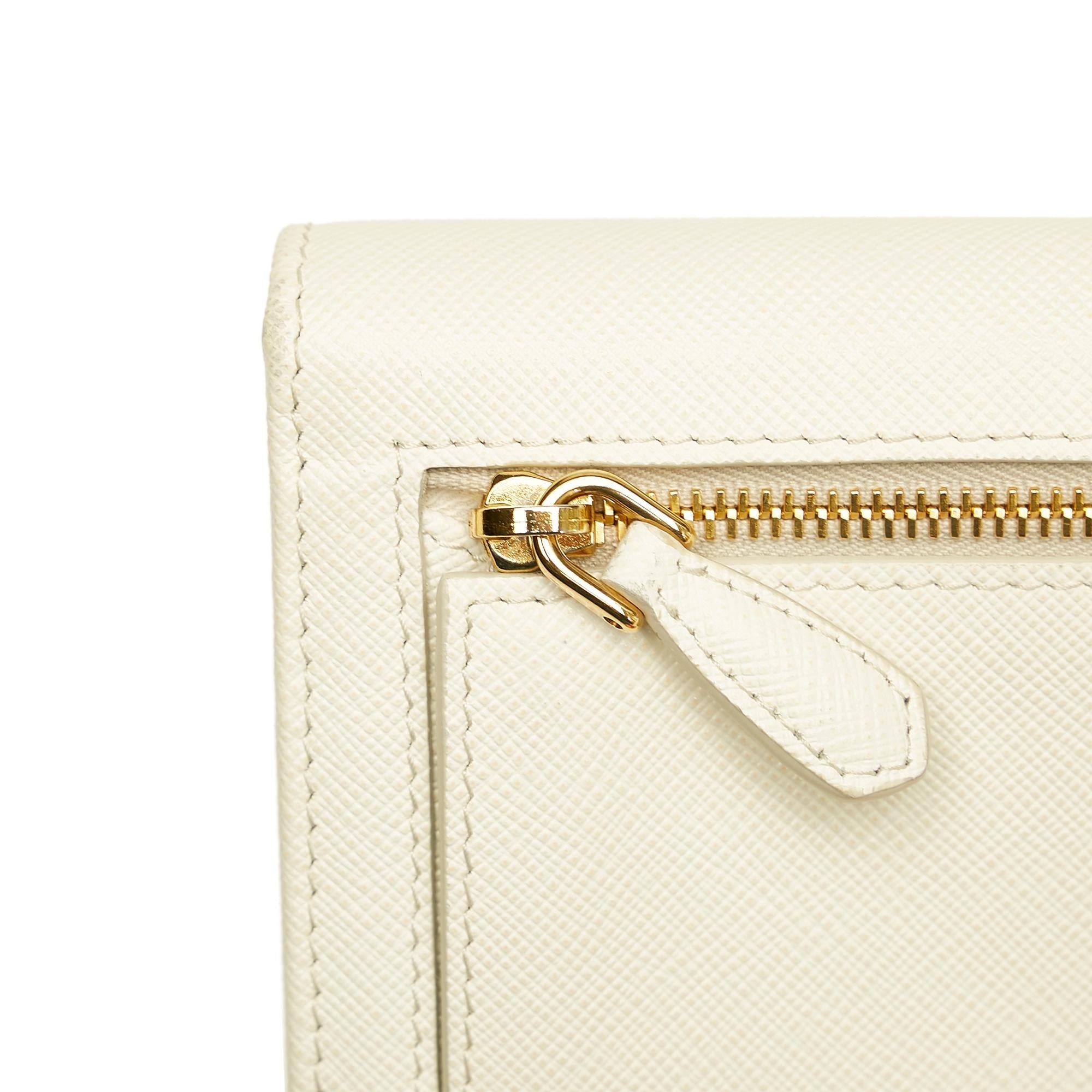 Gucci Gucci Canvas Interlocking G Long Wallet (SHG-28727)